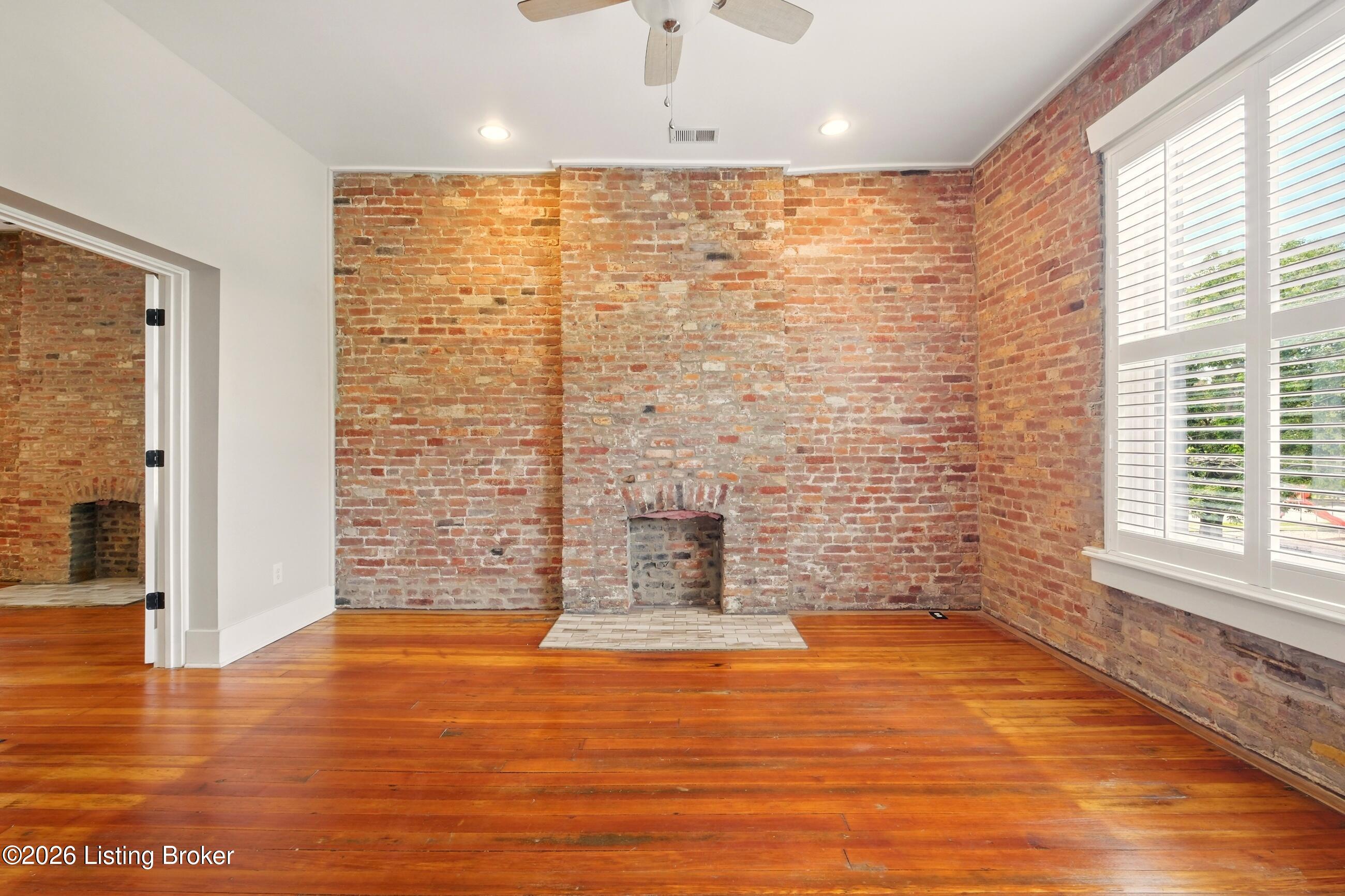 1025 S 1st St Property Photo 38