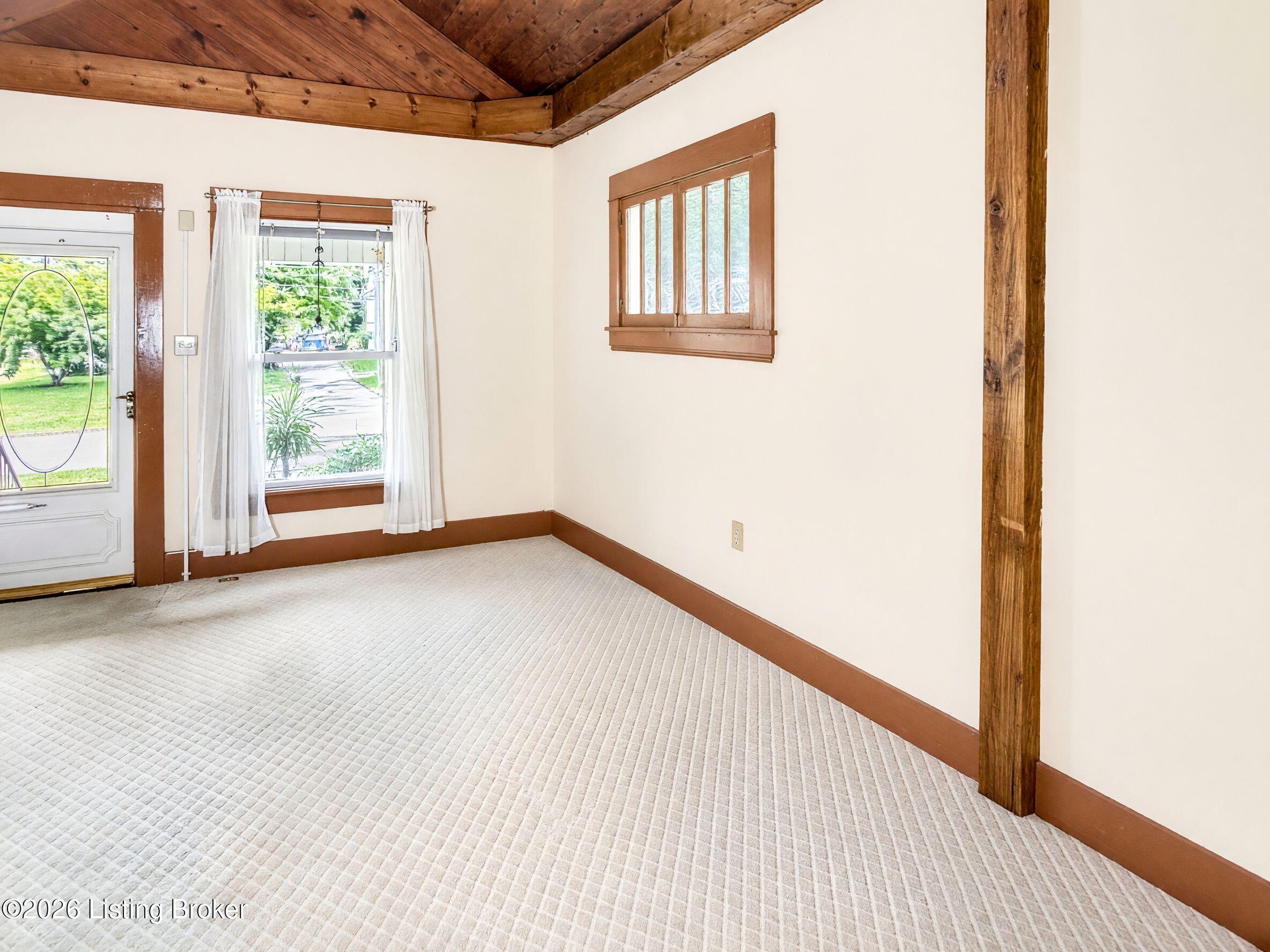 319 Belvar Ave Property Photo 7