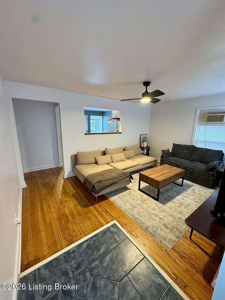 307 S Hite Ave Property Photo 6