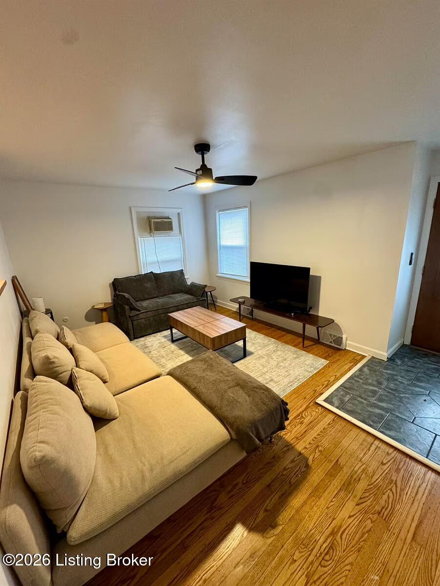 307 S Hite Ave Property Photo 7