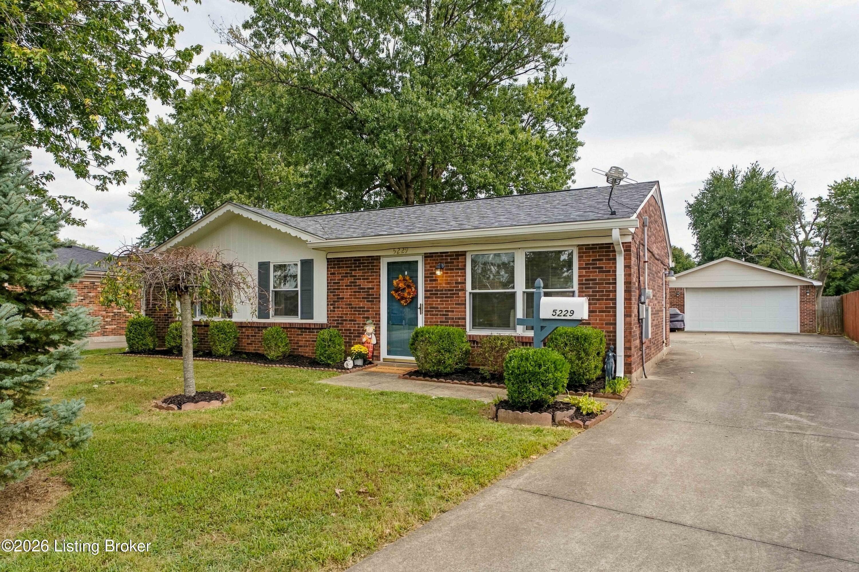 5229 Mount Holyoke Dr Property Photo 1