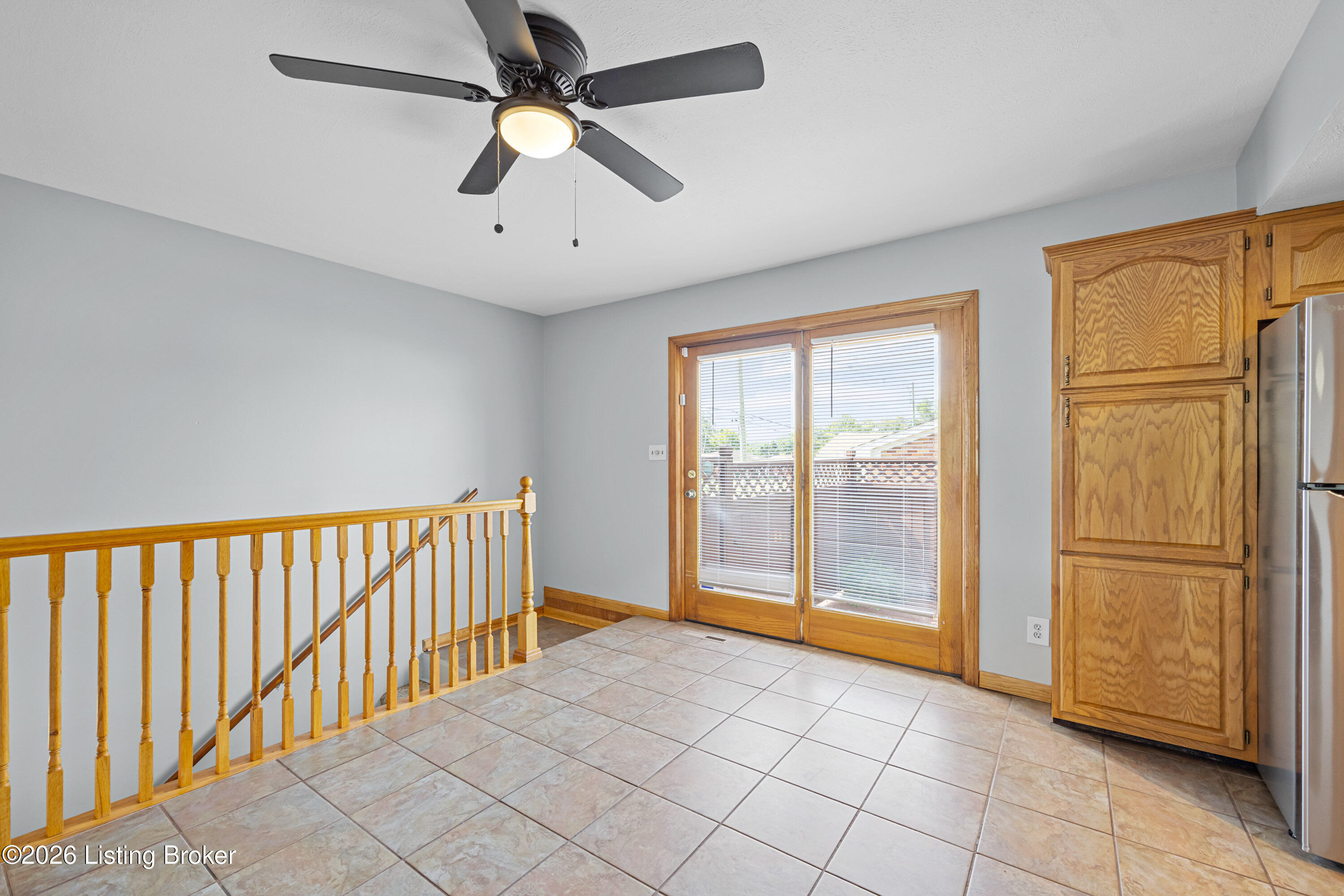 6908 Ledgerock Rd Property Photo 14