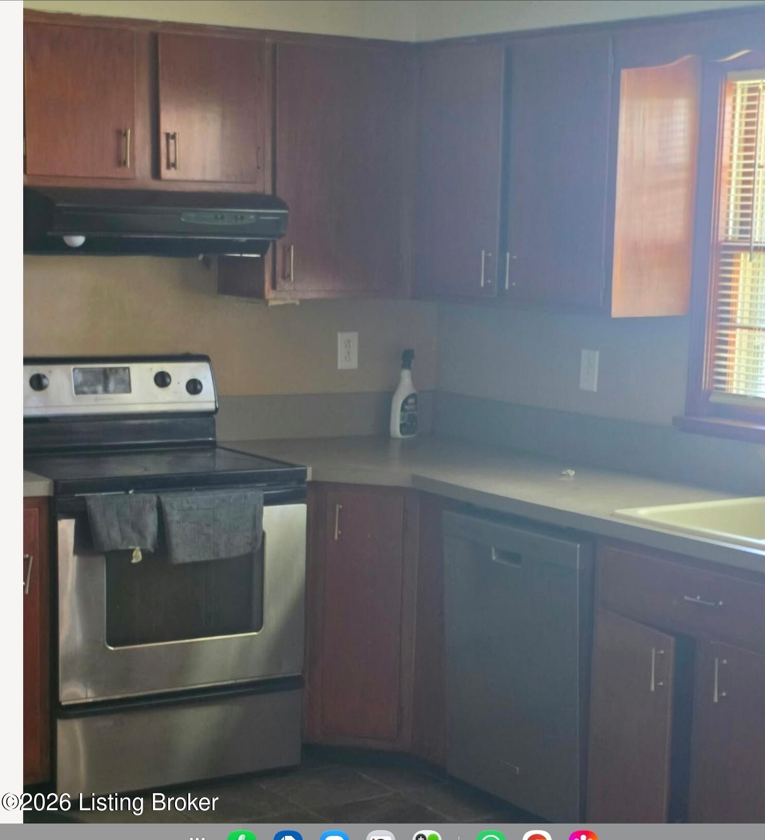 5614 Tall Oaks Ct Property Photo 2