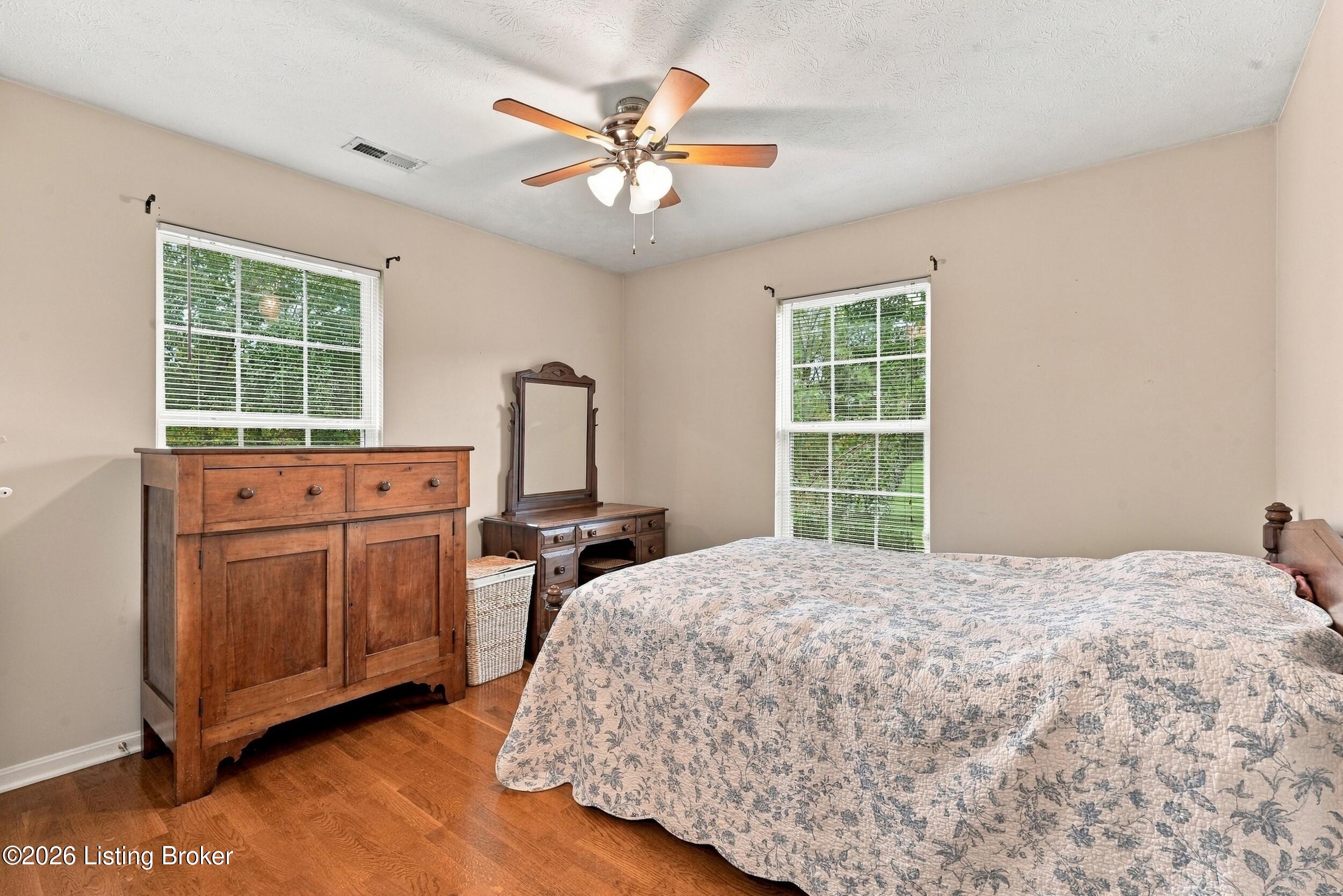 5222 Sand Wood Ln Property Photo 12