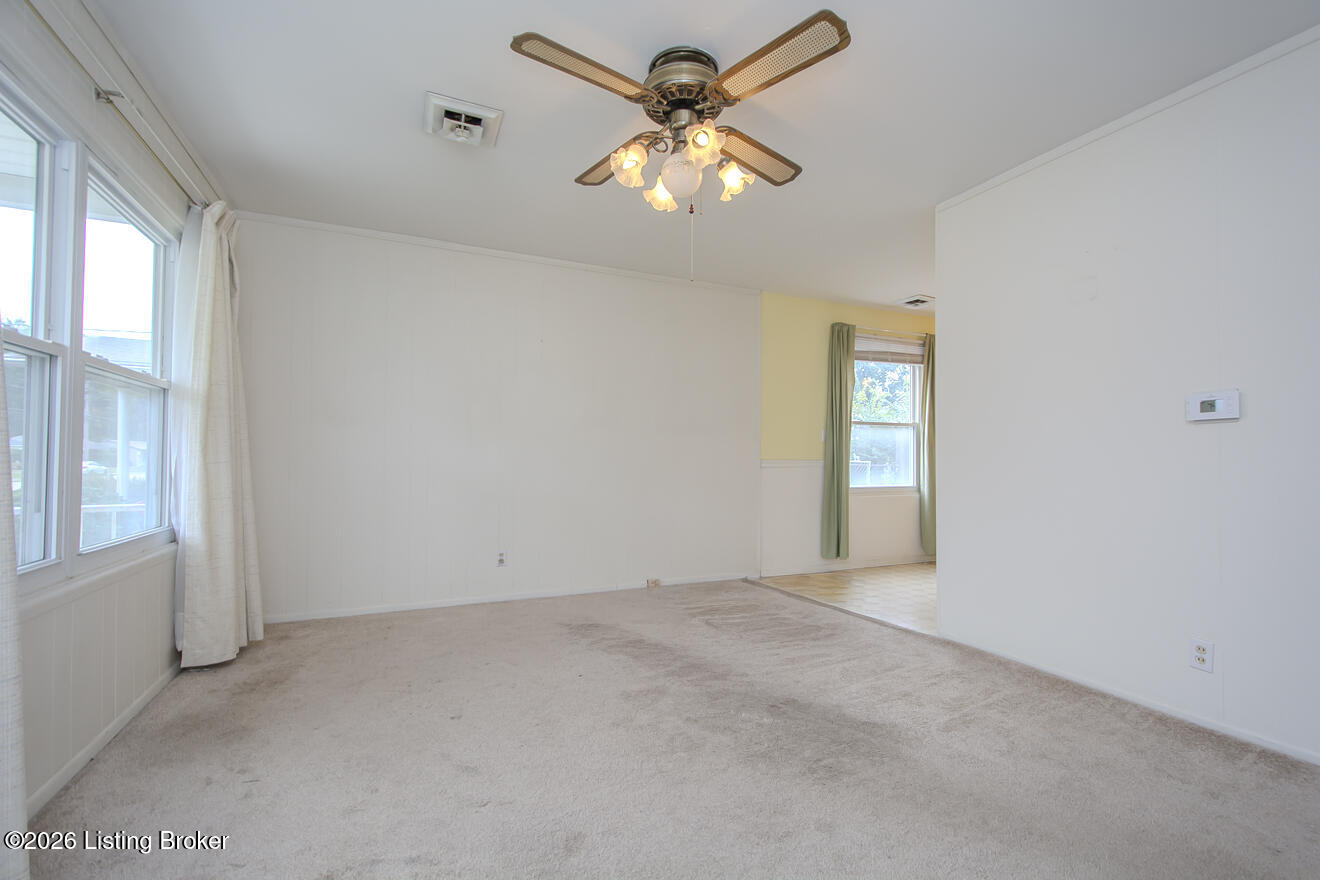 5712 Loretta St Property Photo 5