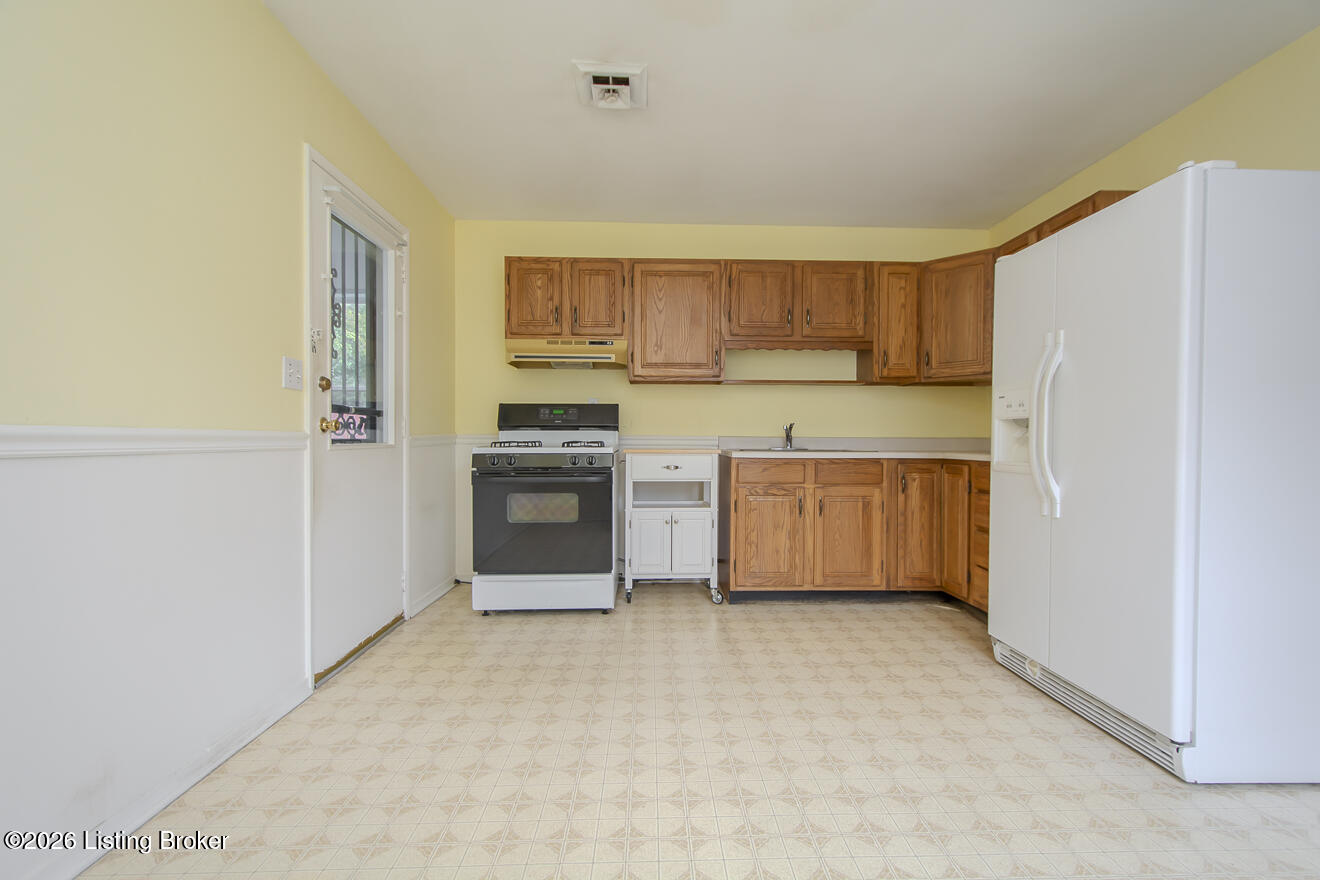 5712 Loretta St Property Photo 9