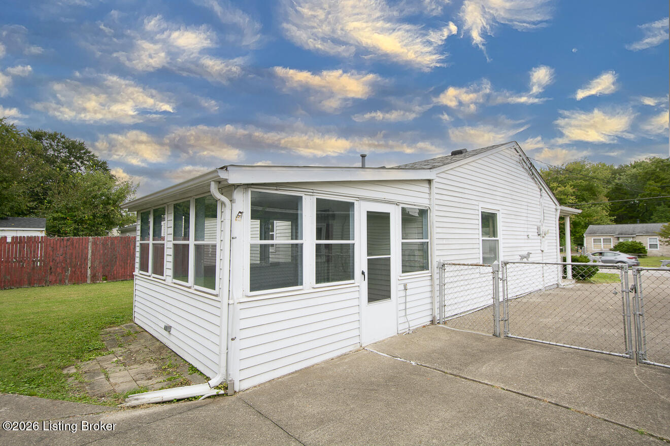 5712 Loretta St Property Photo 27