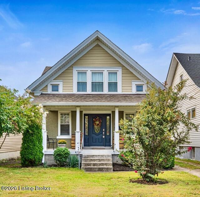 444 E Lee St Property Photo 1