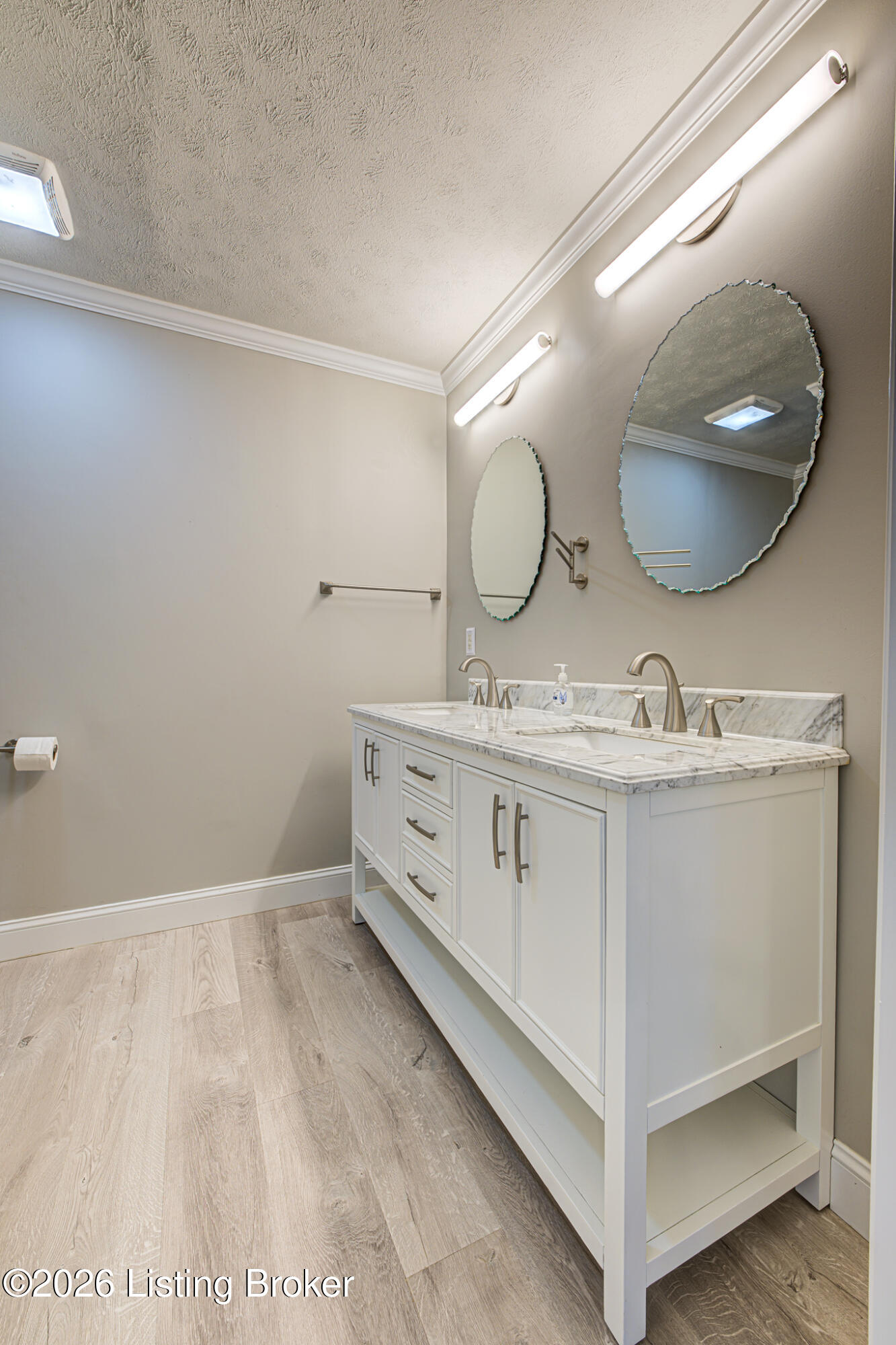 4823 Oak Pointe Dr Property Photo 22