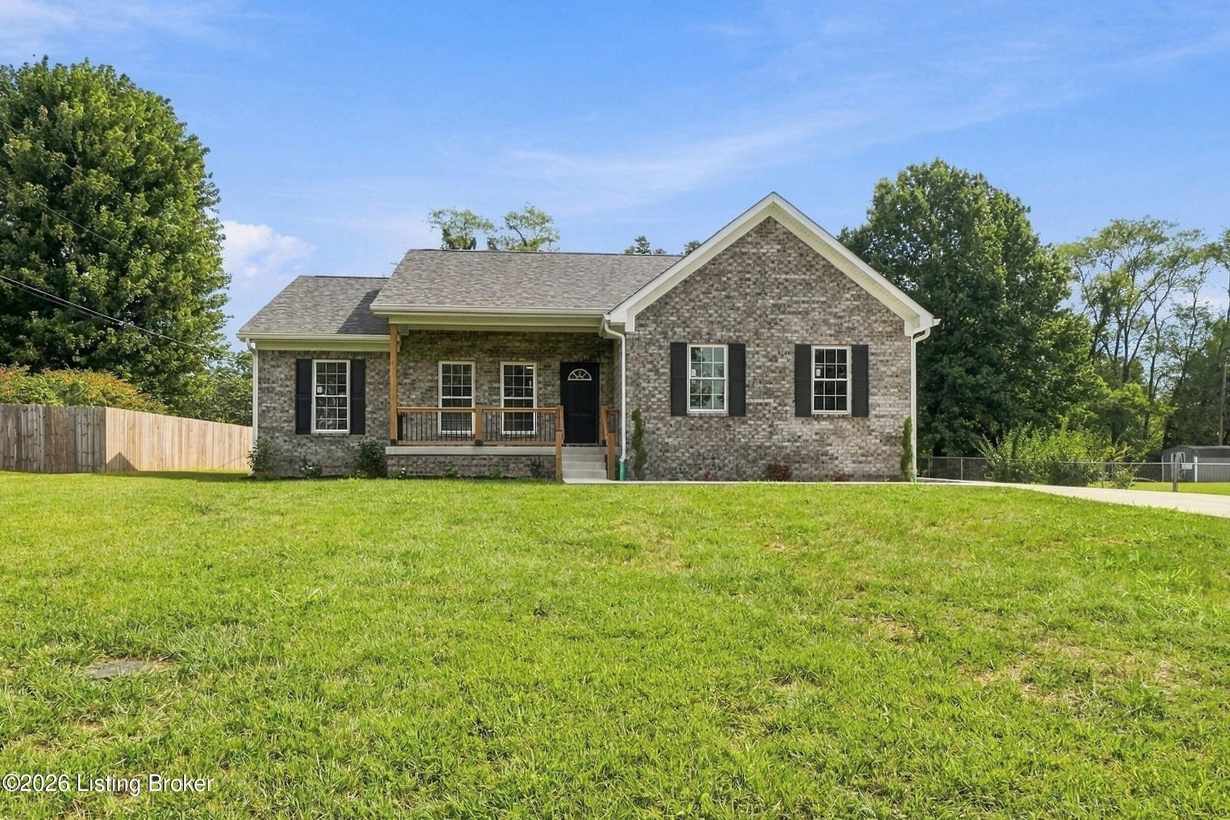 180 Azure Dr Property Photo 2