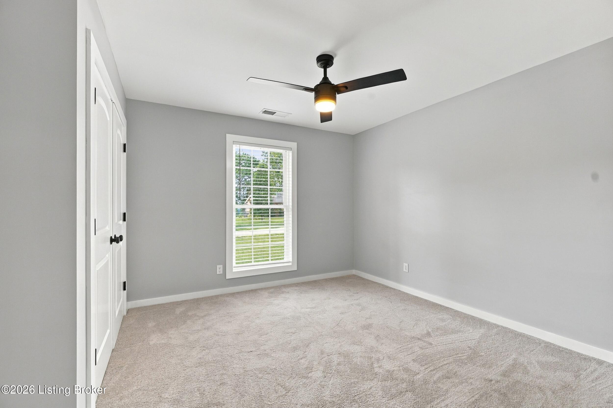 180 Azure Dr Property Photo 16