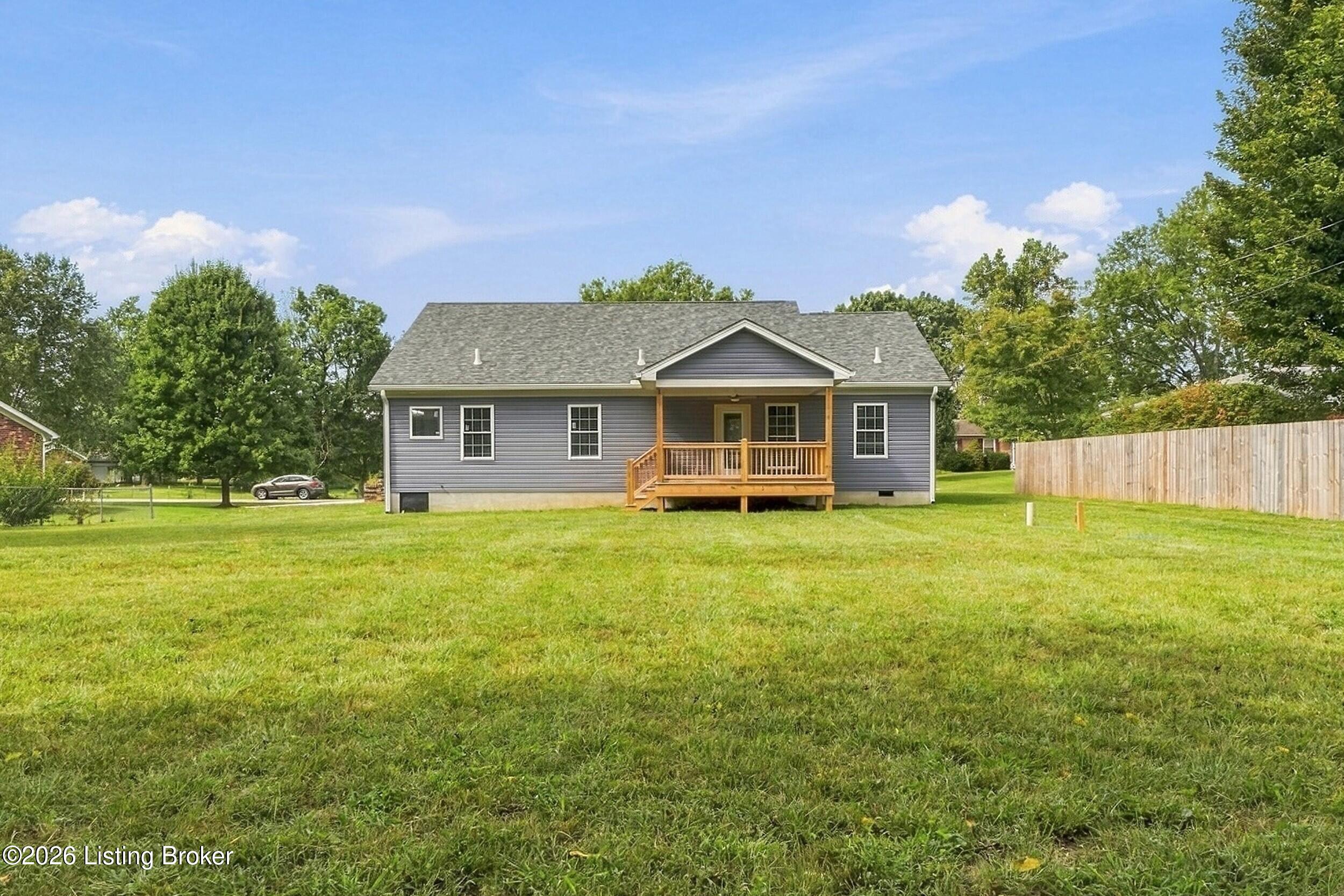 180 Azure Dr Property Photo 33