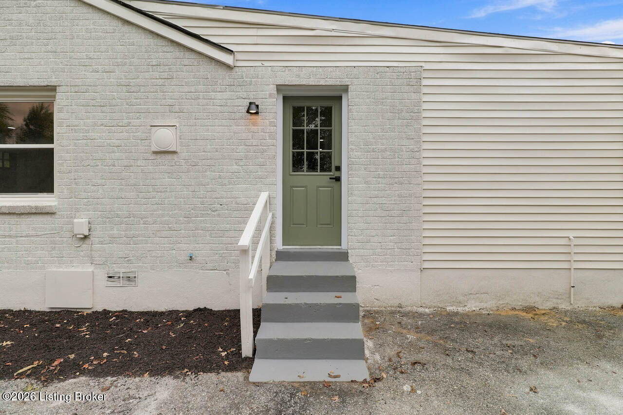 1506 Aletha Dr Property Photo 31
