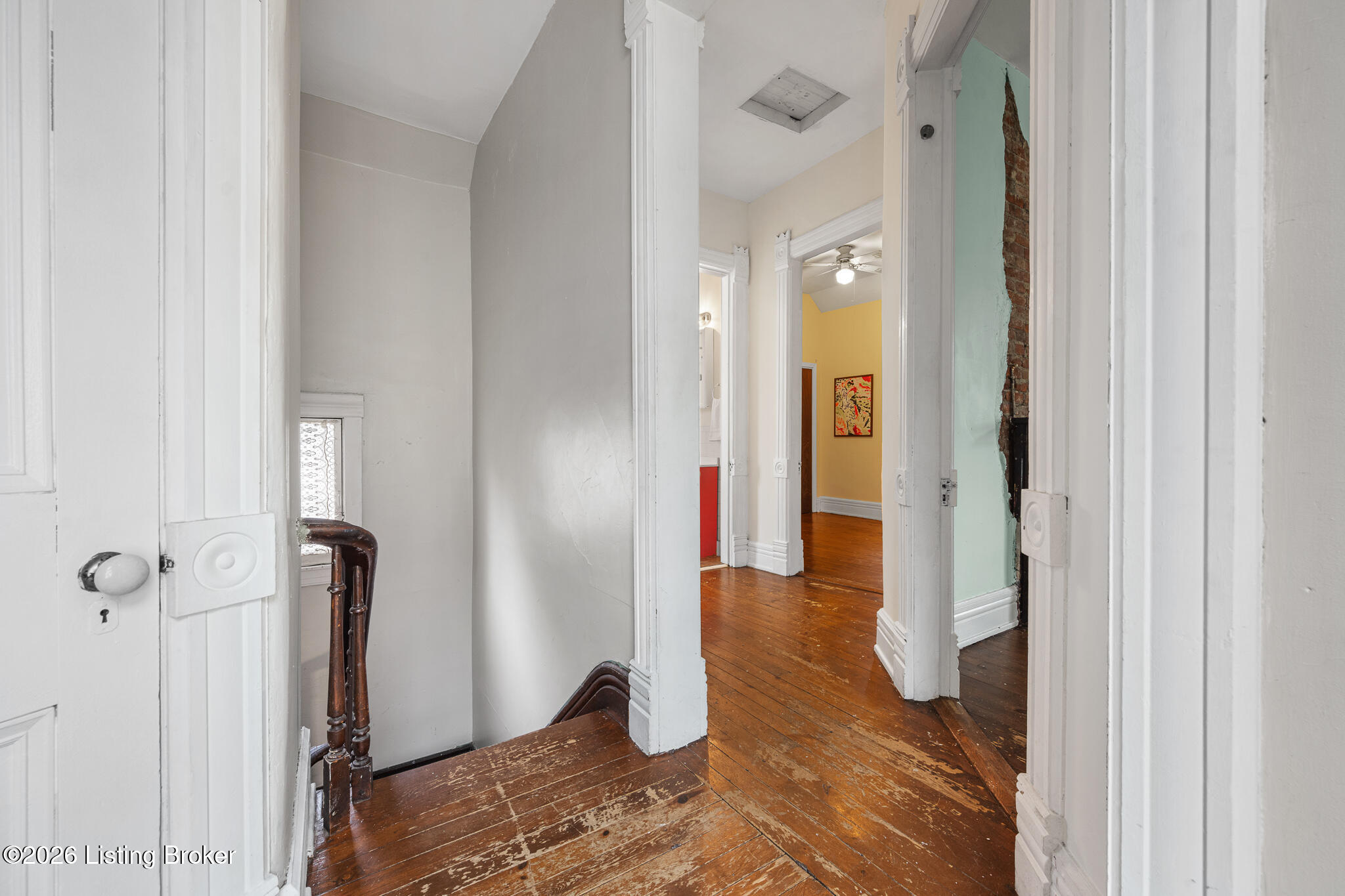 1421 Morton Ave Property Photo 32