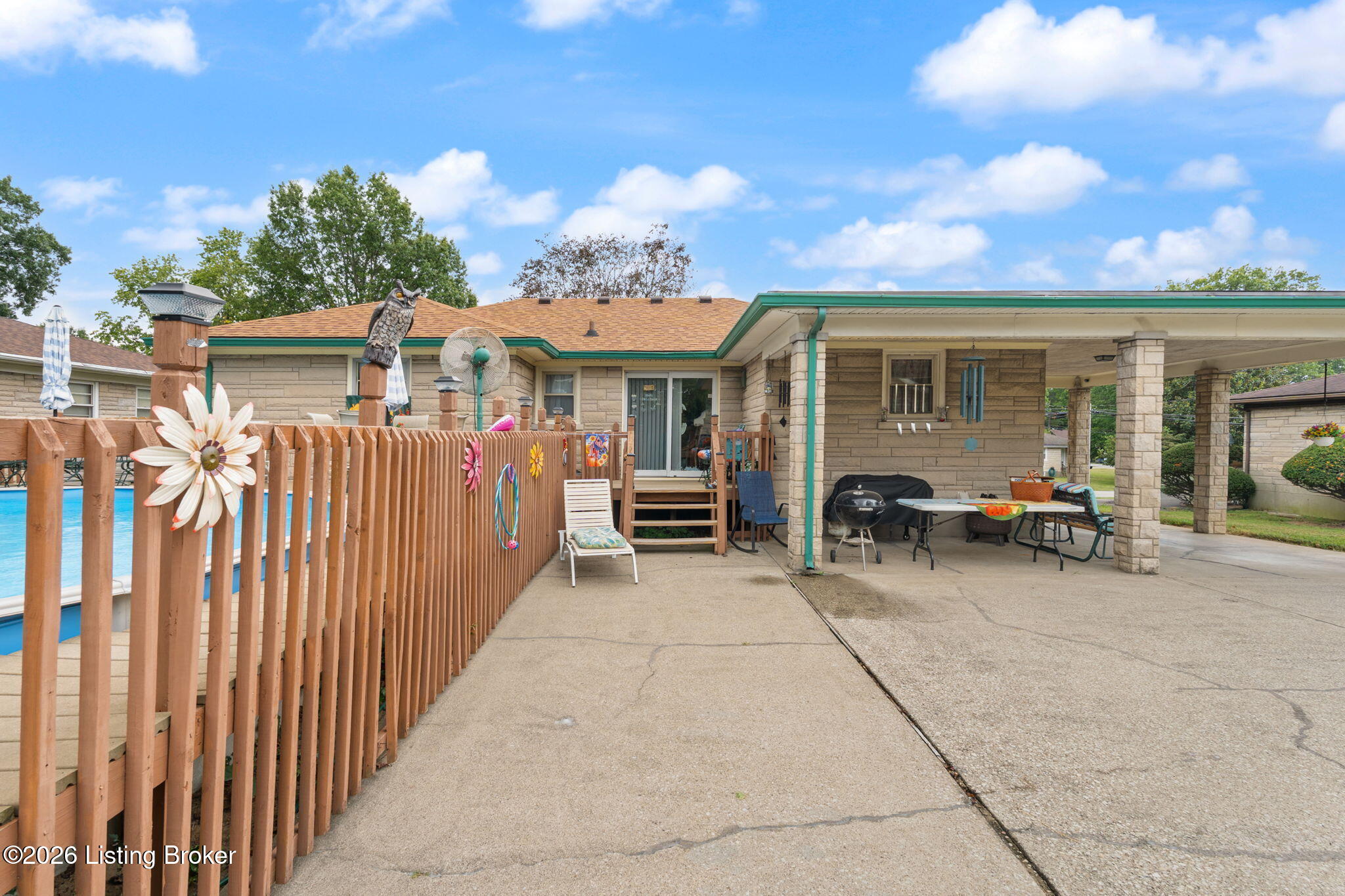 4040 Eden Ln Property Photo 5