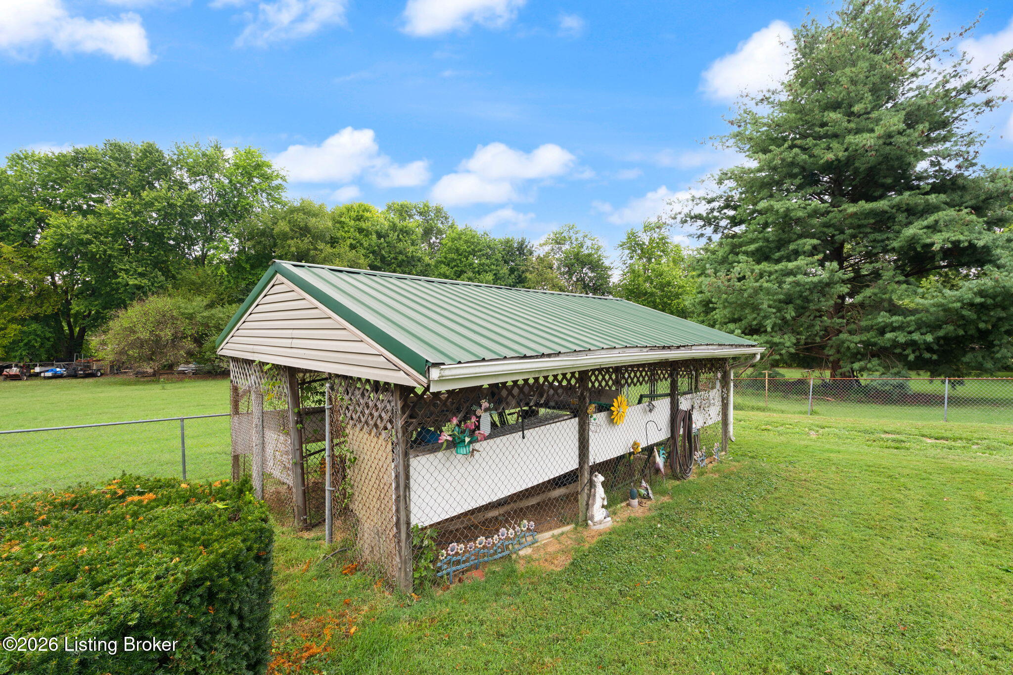 4040 Eden Ln Property Photo 12