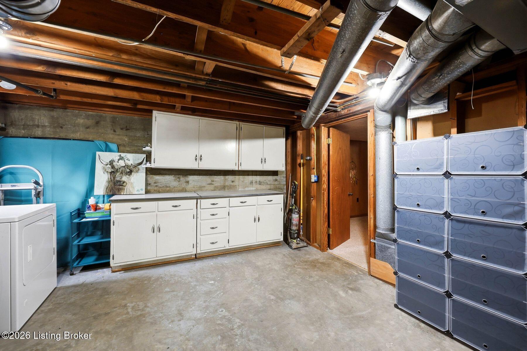 708 Parkway Dr Property Photo 37