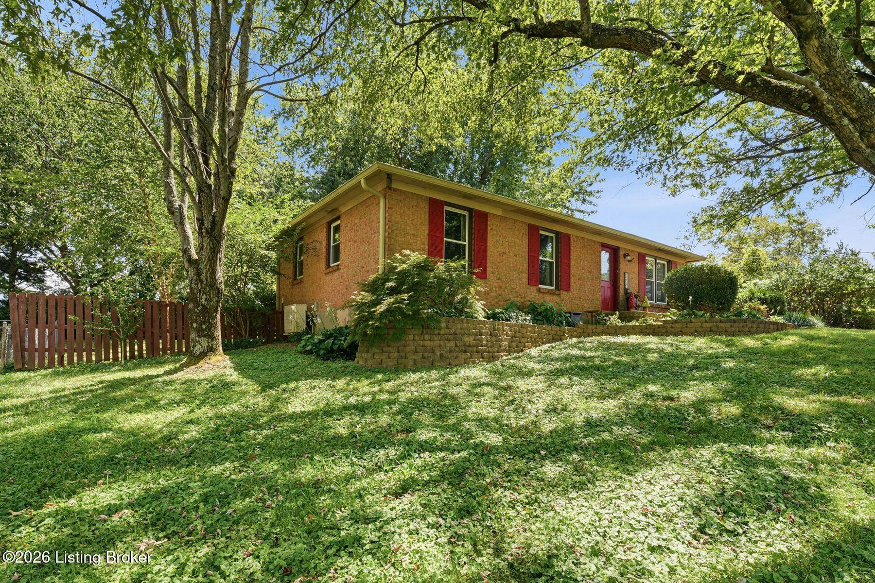 3296 Lake Jericho Rd Property Photo 4