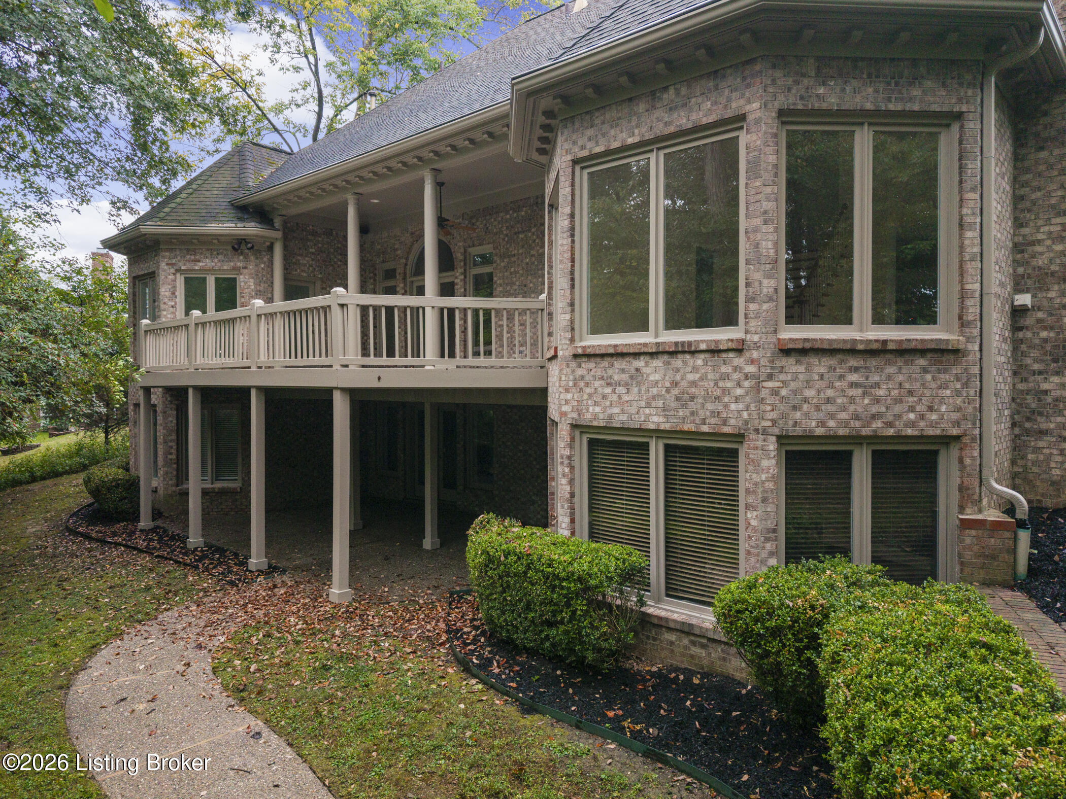 5510 Timber Ridge Dr Property Photo 5