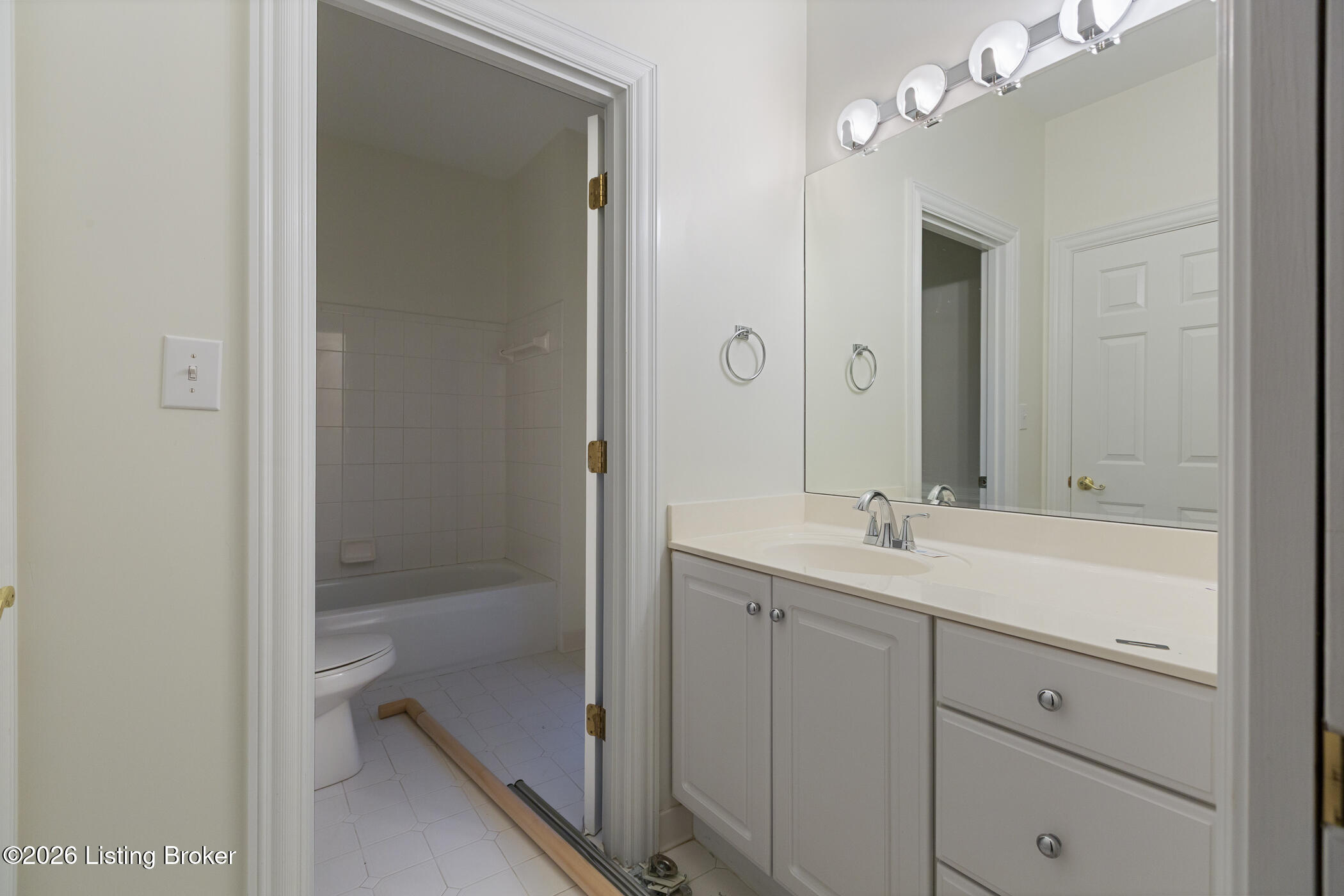 5510 Timber Ridge Dr Property Photo 42