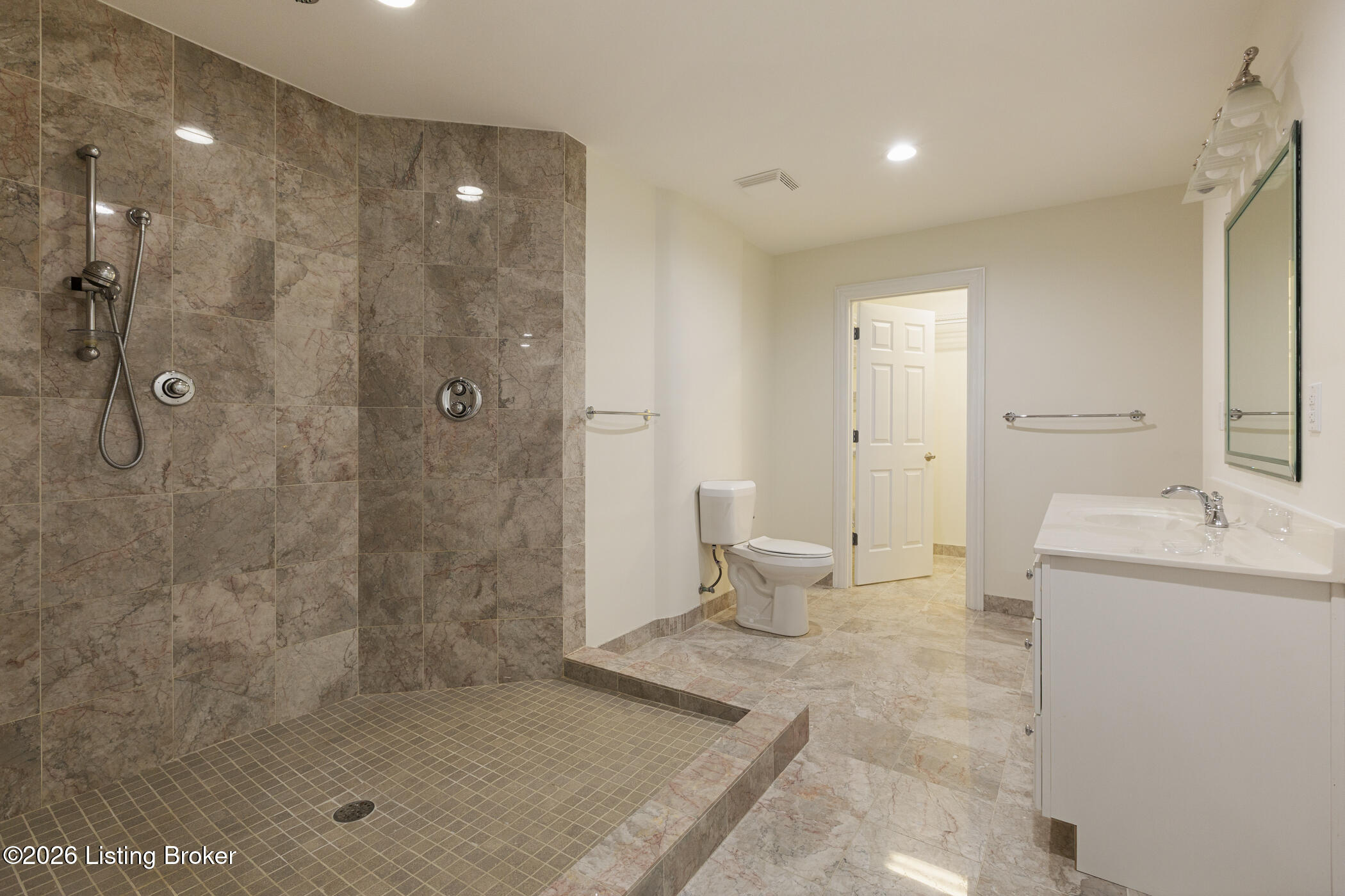 5510 Timber Ridge Dr Property Photo 59