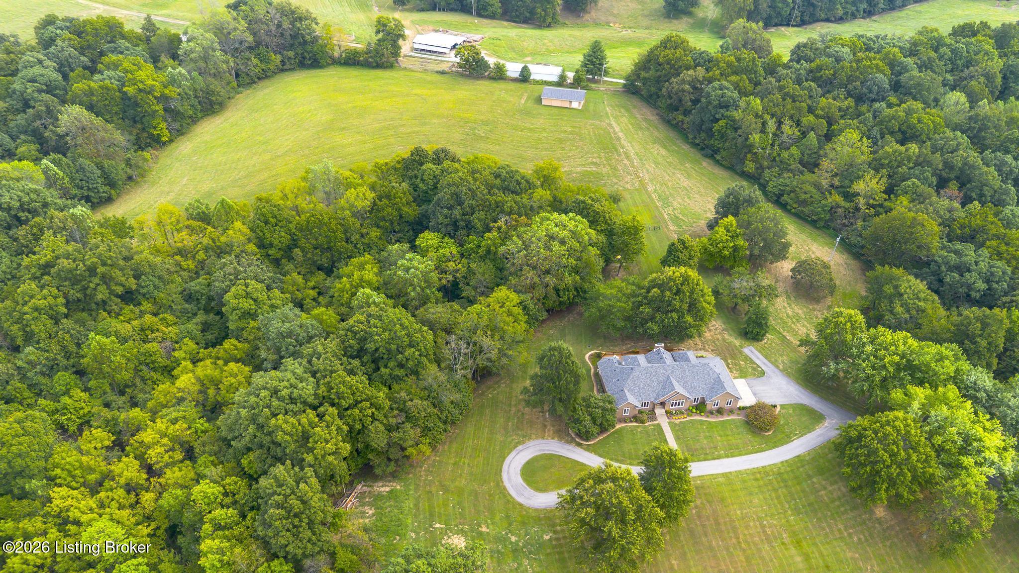 2835 Ky-261 Property Photo 1