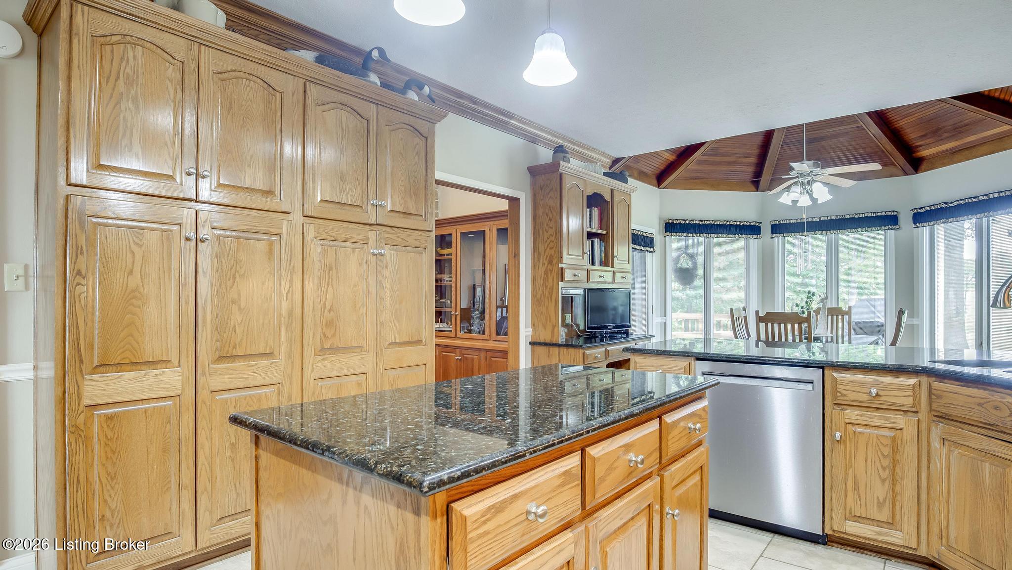 2835 Ky-261 Property Photo 13