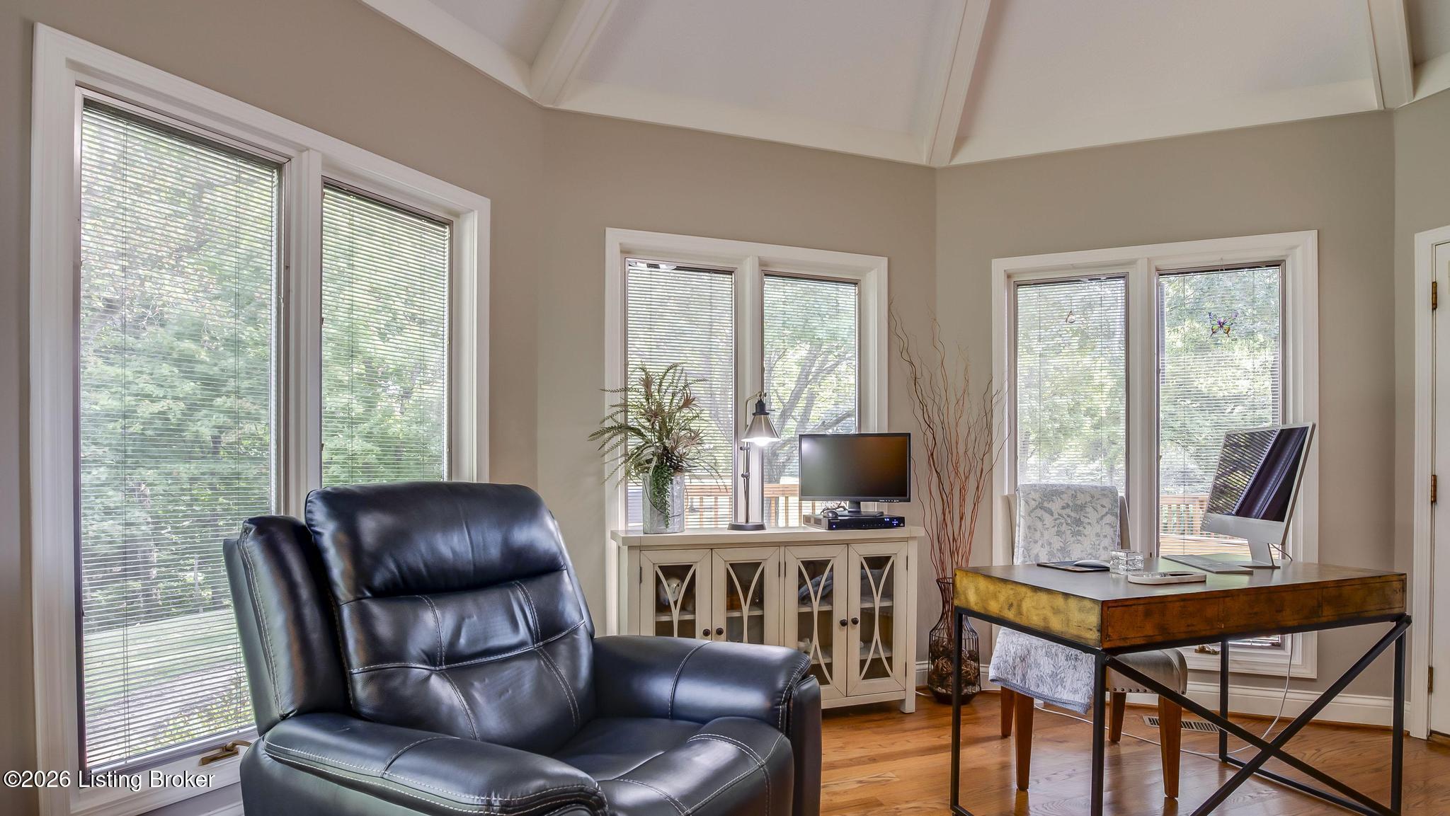 2835 Ky-261 Property Photo 36