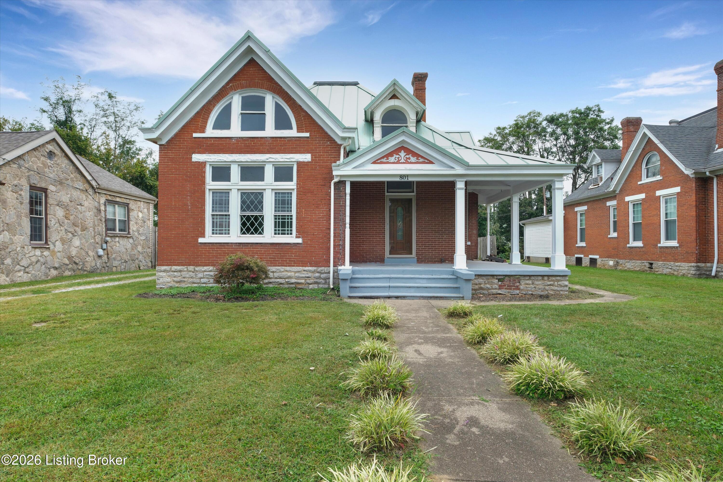801 Highland Ave Property Photo 1