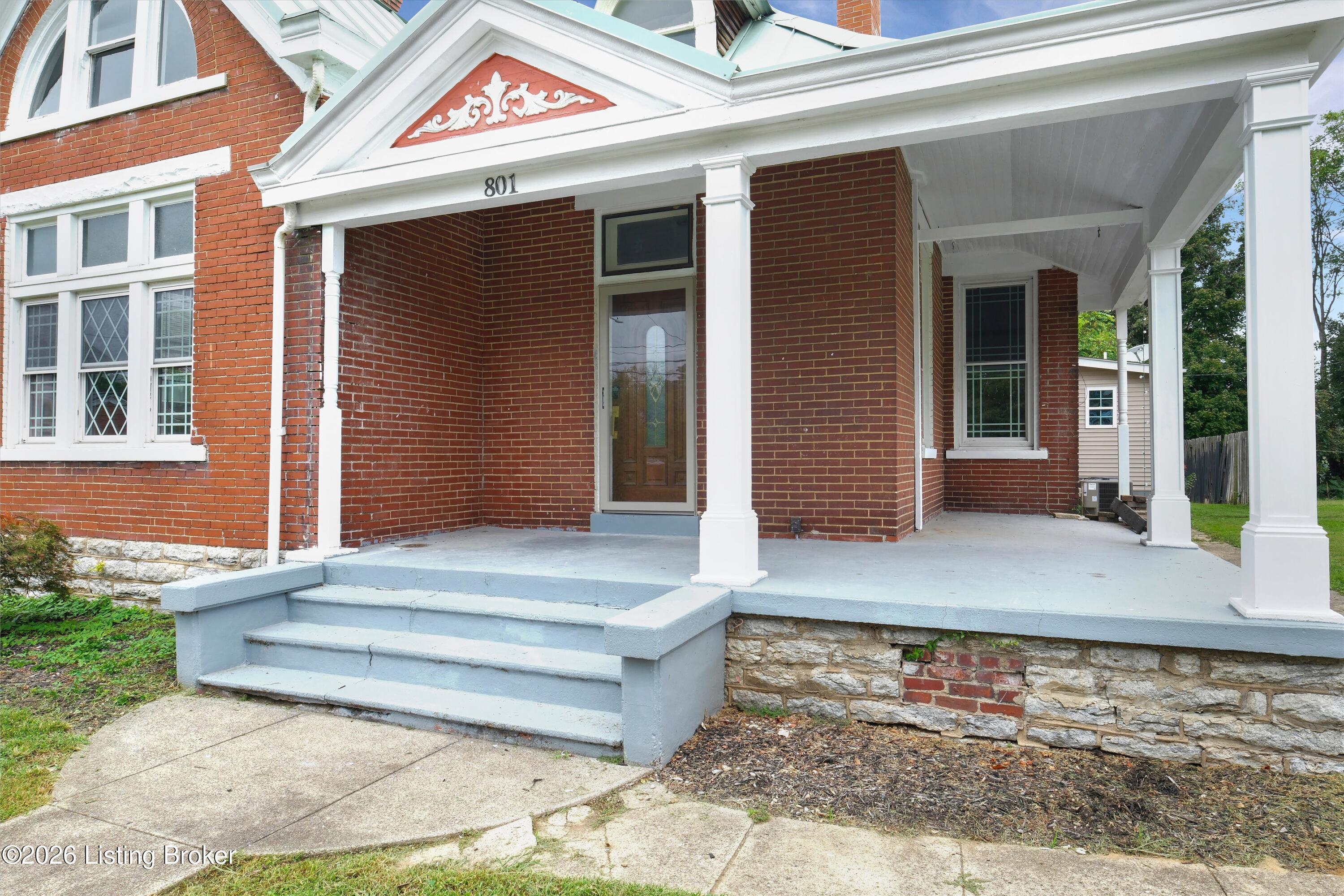801 Highland Ave Property Photo 6