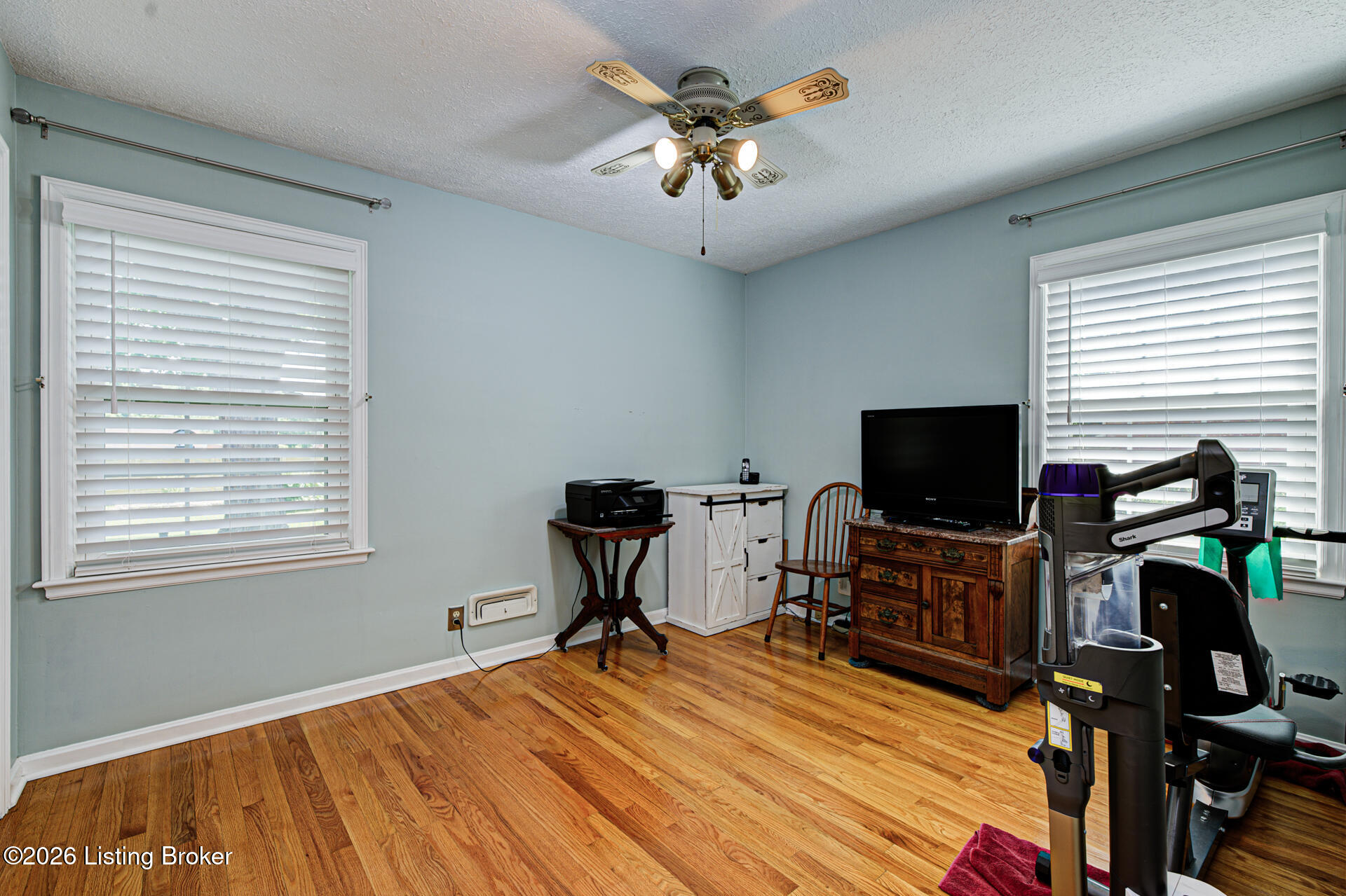 10003 Silverwood Ln Property Photo 34