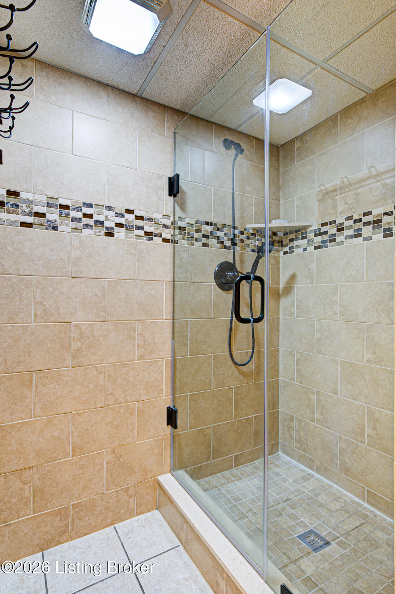 10003 Silverwood Ln Property Photo 48