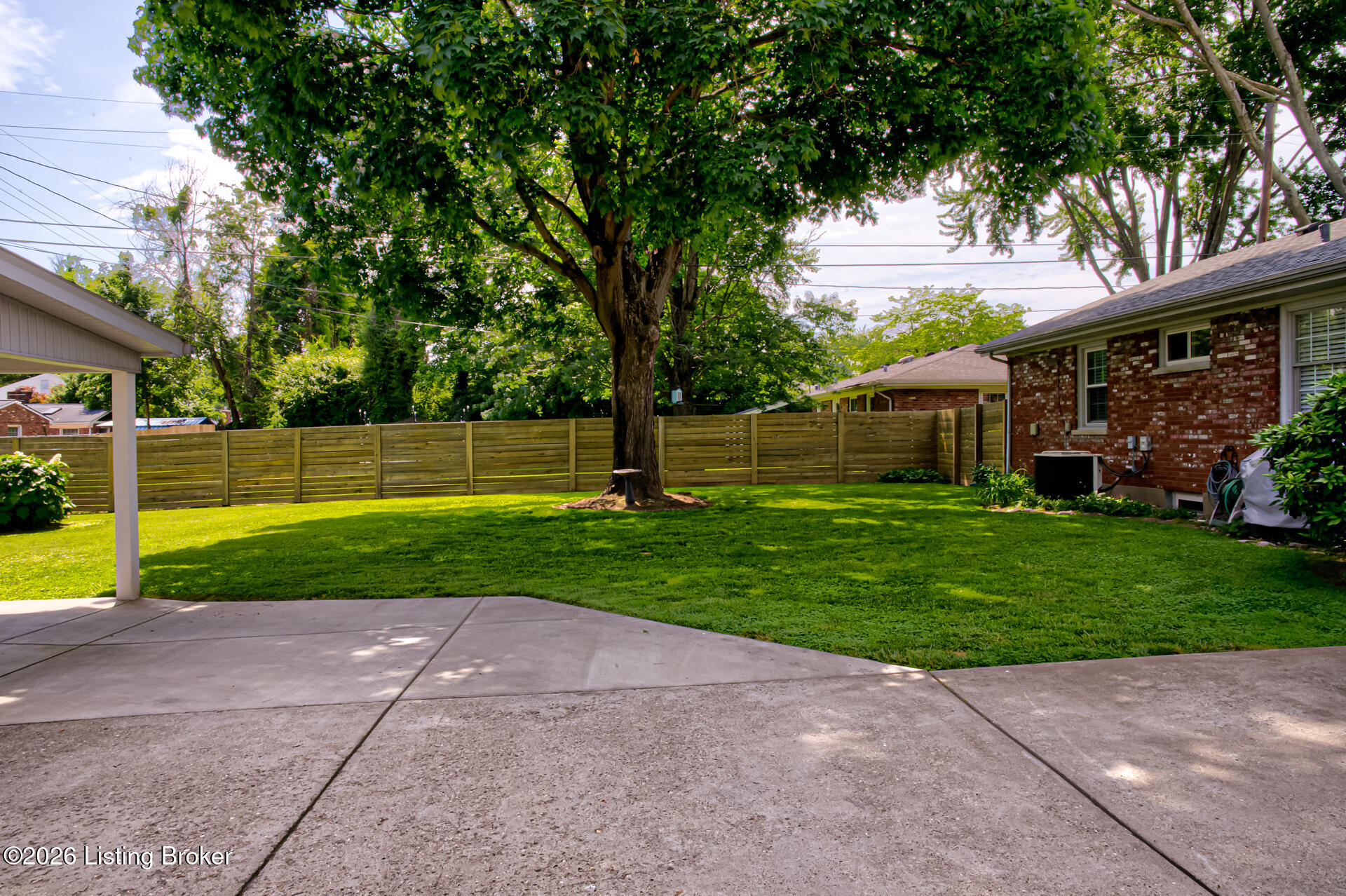 10003 Silverwood Ln Property Photo 58