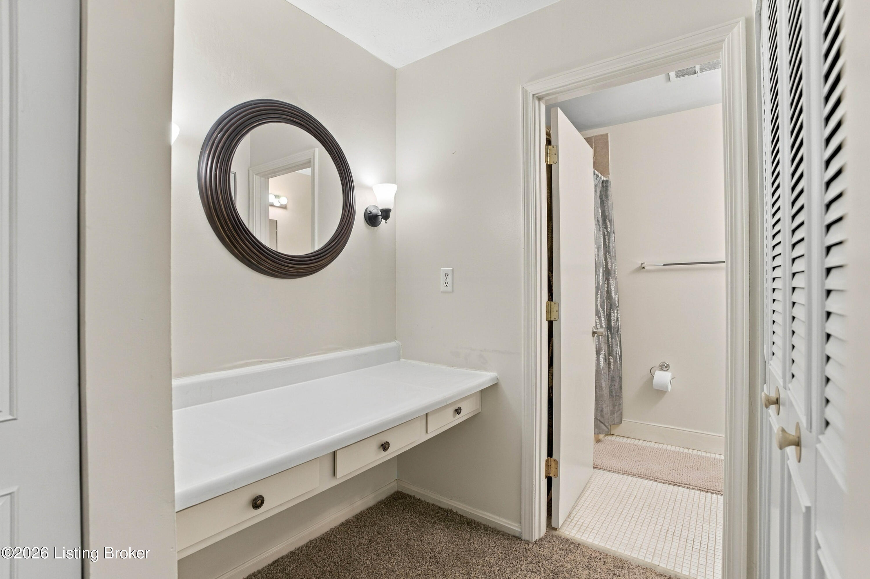 105 Algiers Ct 3 Property Photo 17
