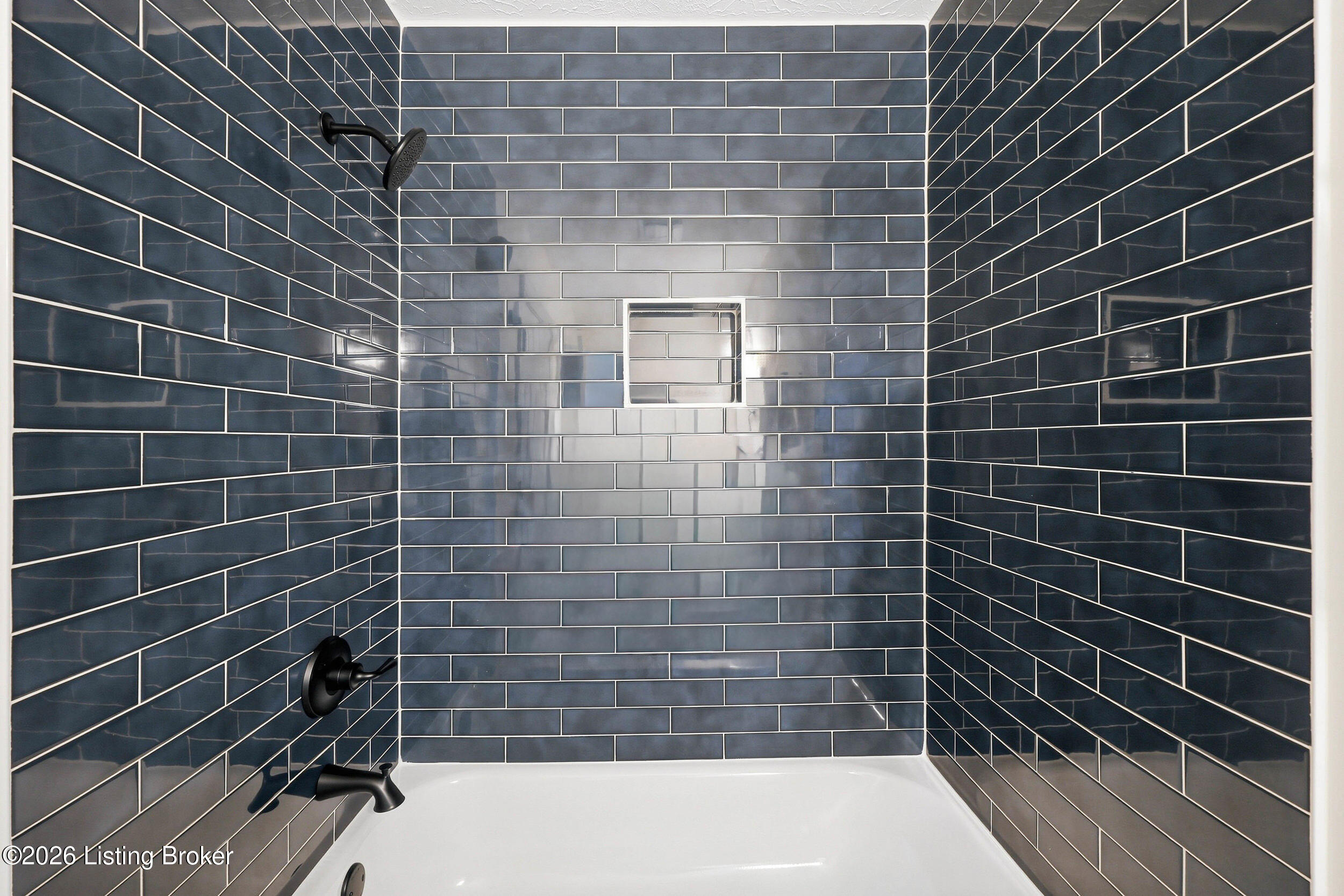 223 Washington Cir Property Photo 18