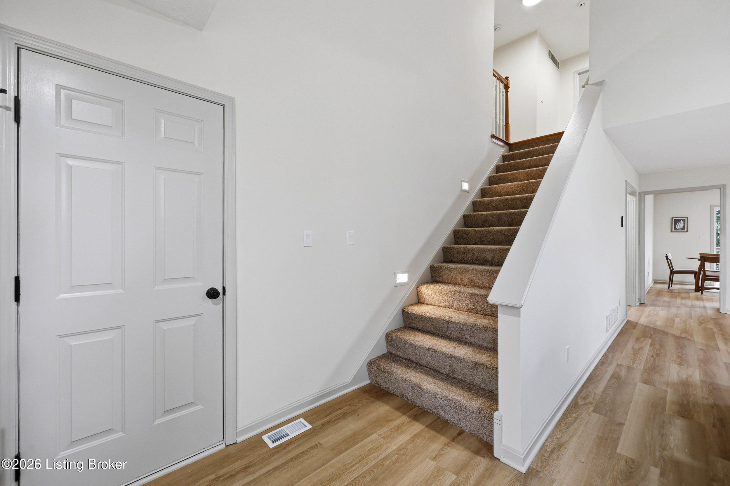 223 Washington Cir Property Photo 19