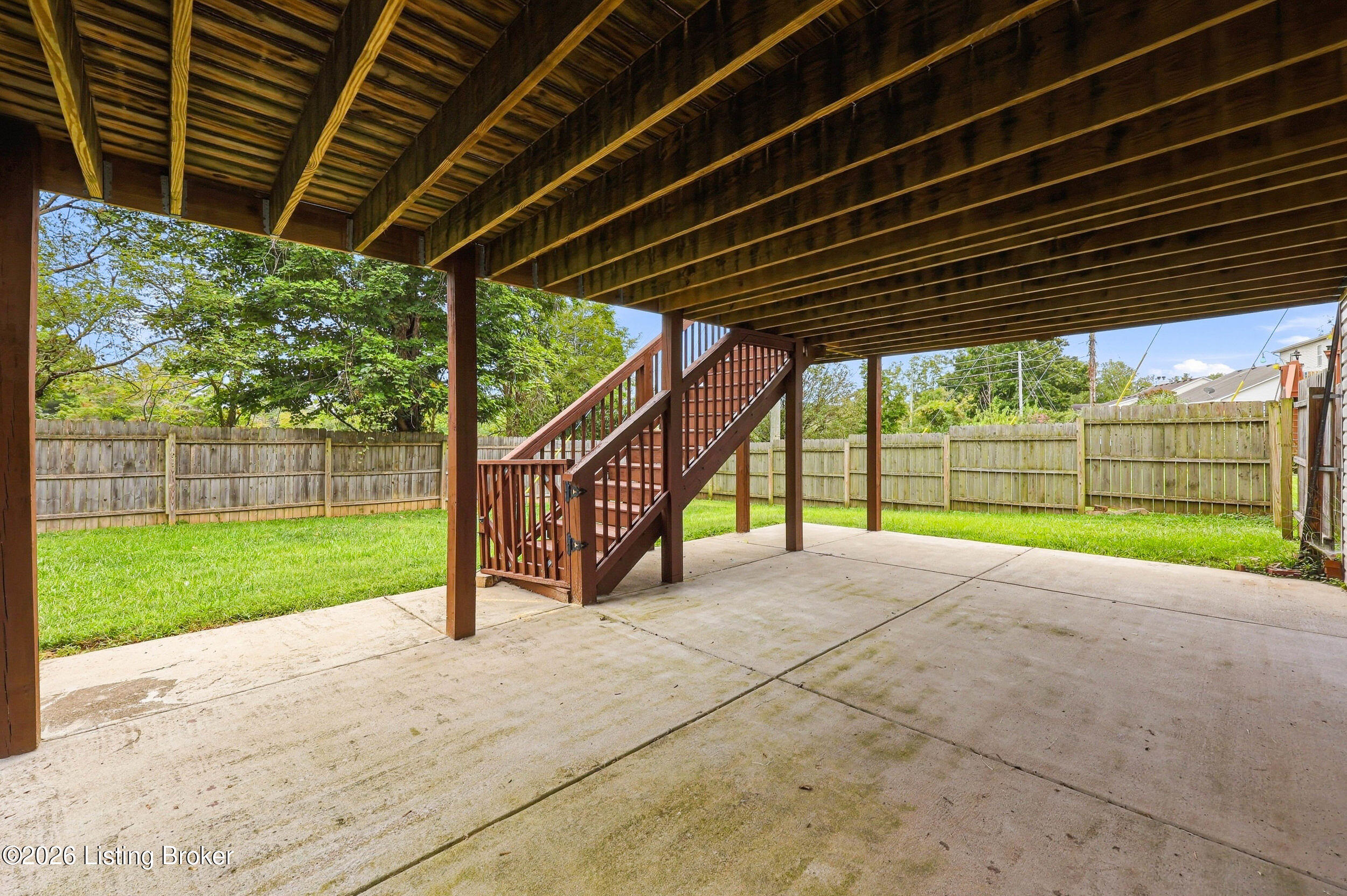223 Washington Cir Property Photo 44