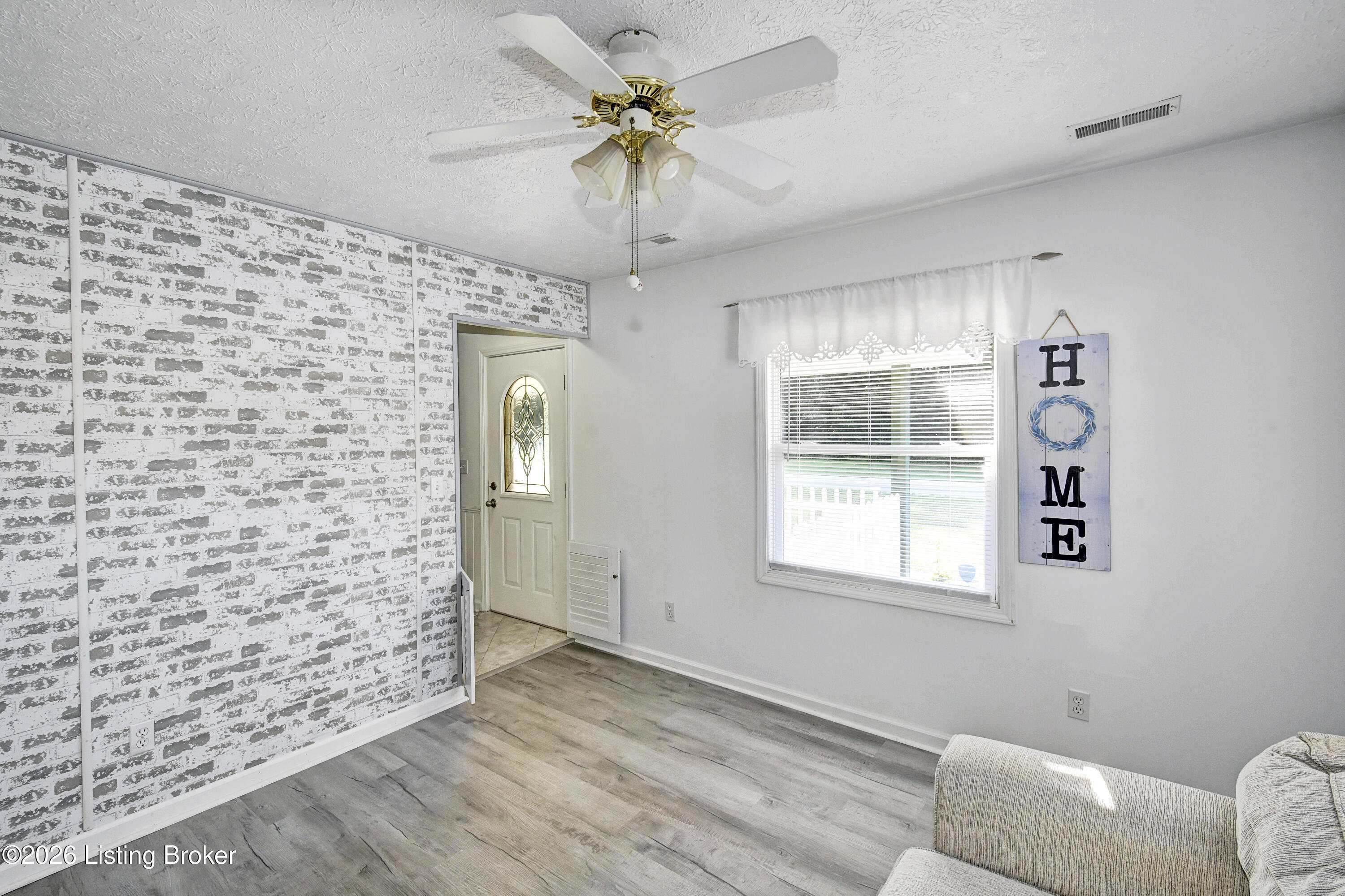 11524 Lower River Rd Property Photo 7