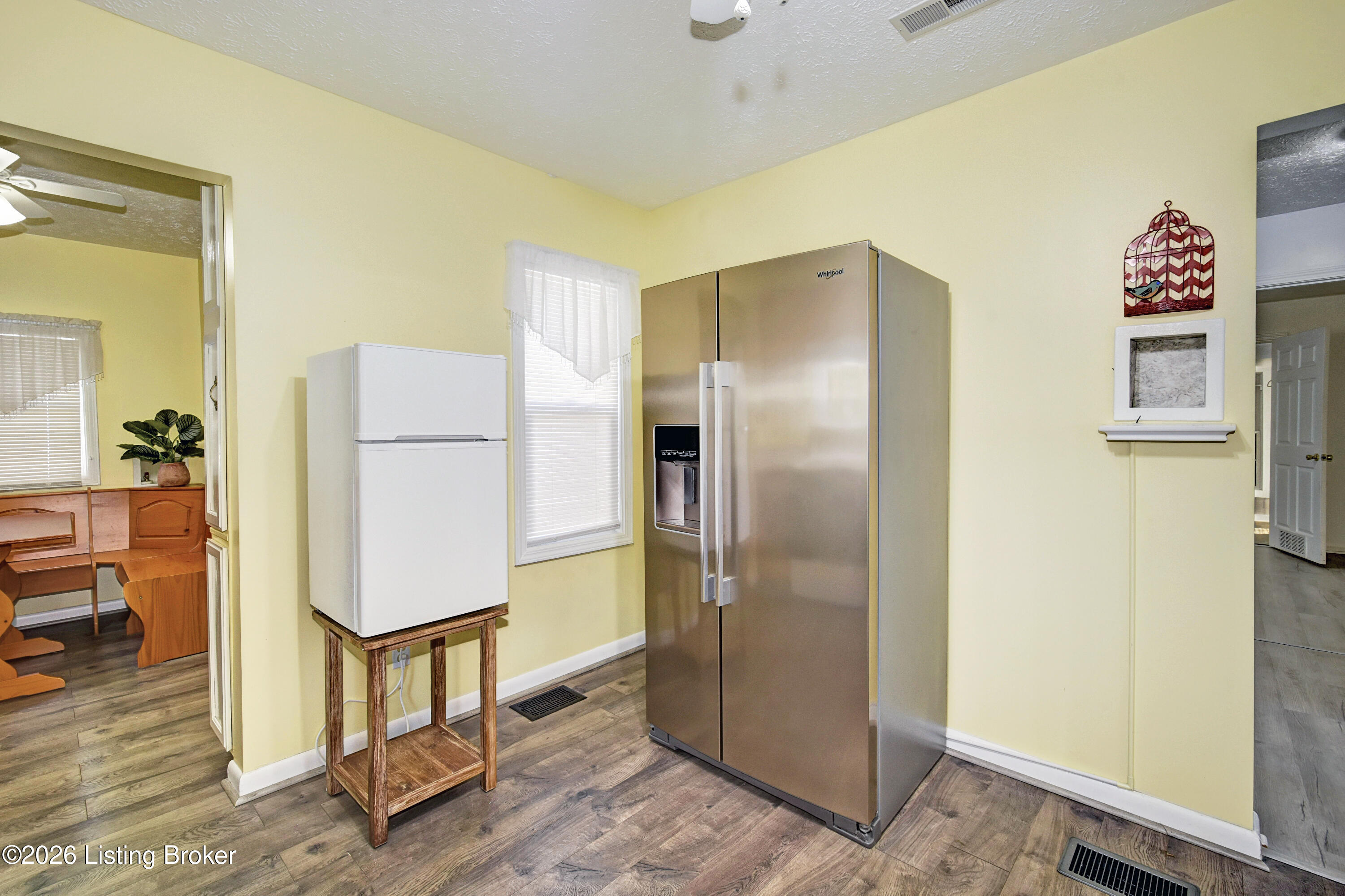 11524 Lower River Rd Property Photo 10