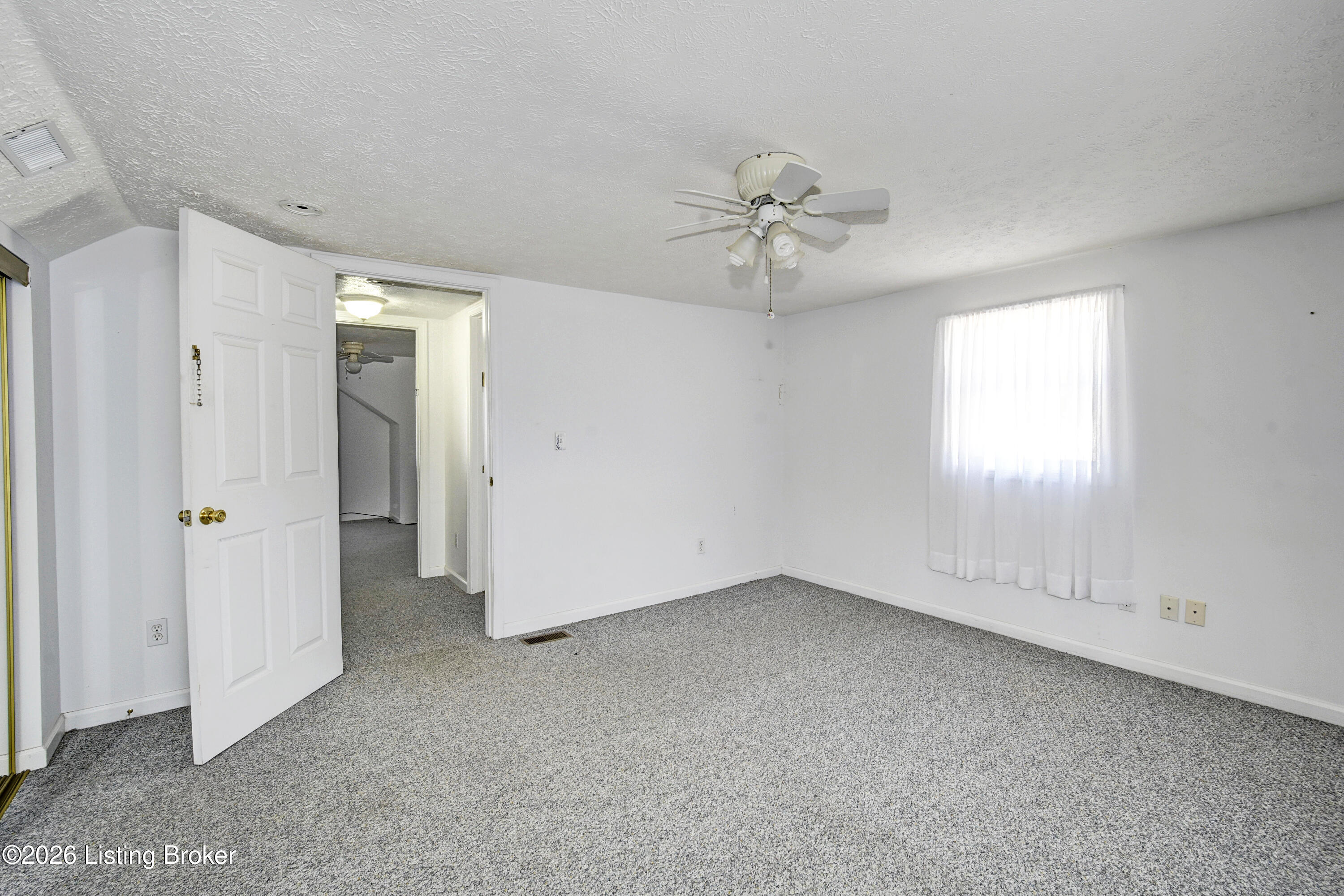 11524 Lower River Rd Property Photo 18