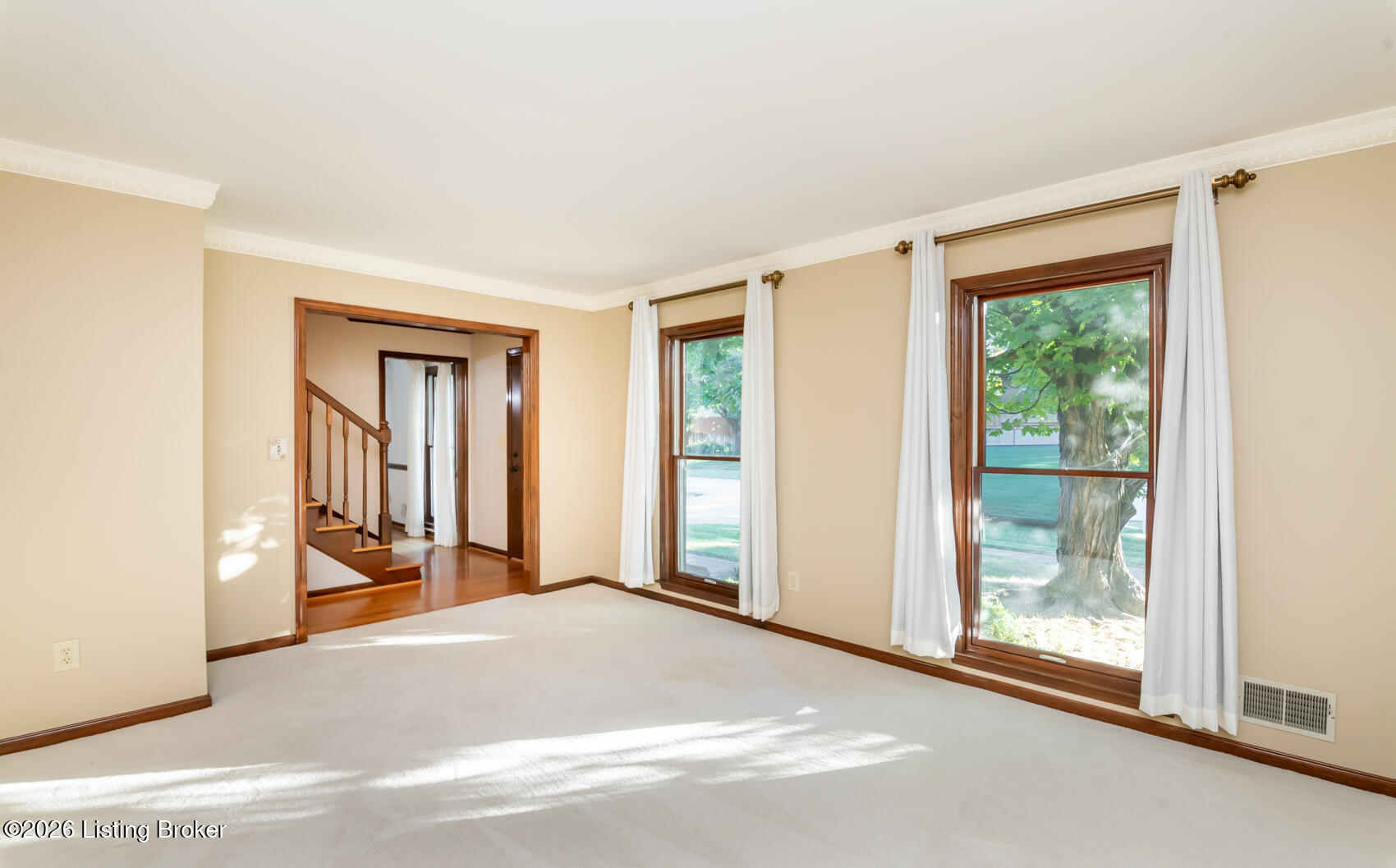 9604 Bay Hill Dr Property Photo 7