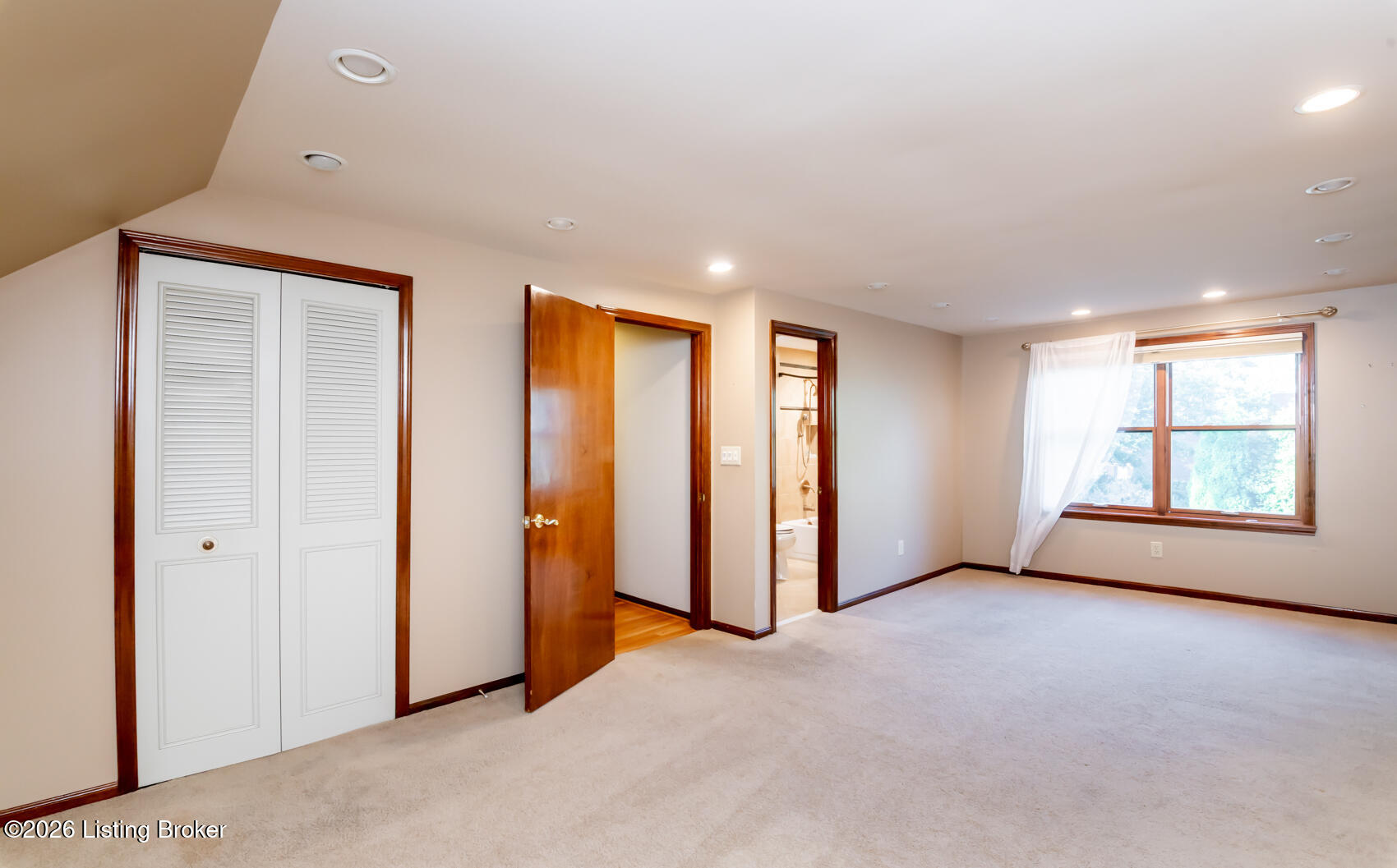 9604 Bay Hill Dr Property Photo 33