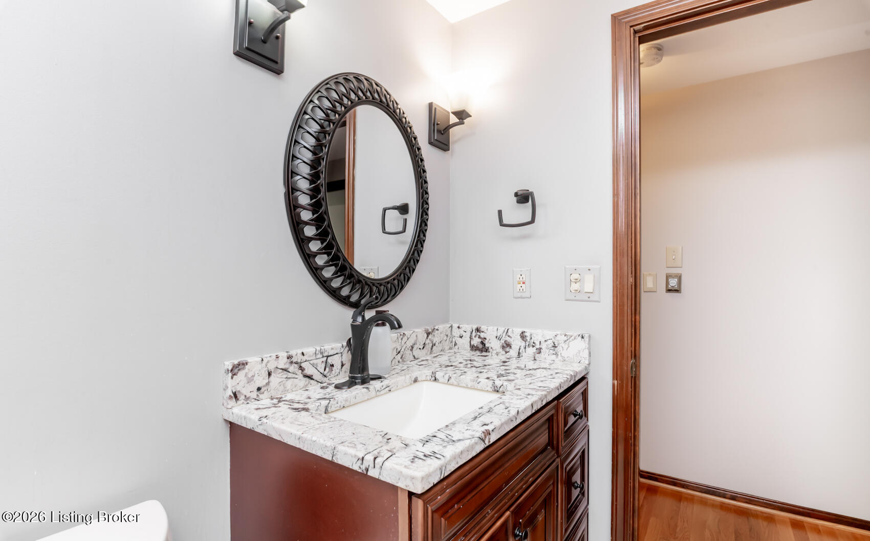 9604 Bay Hill Dr Property Photo 42