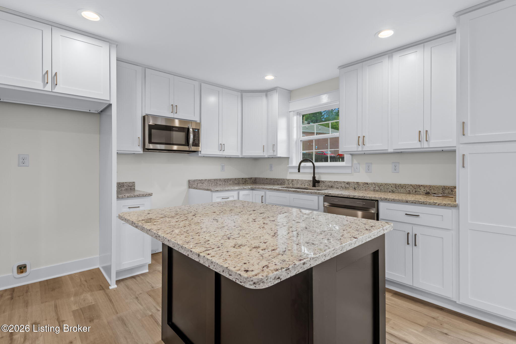 2125 Churchdown Ln Property Photo 14