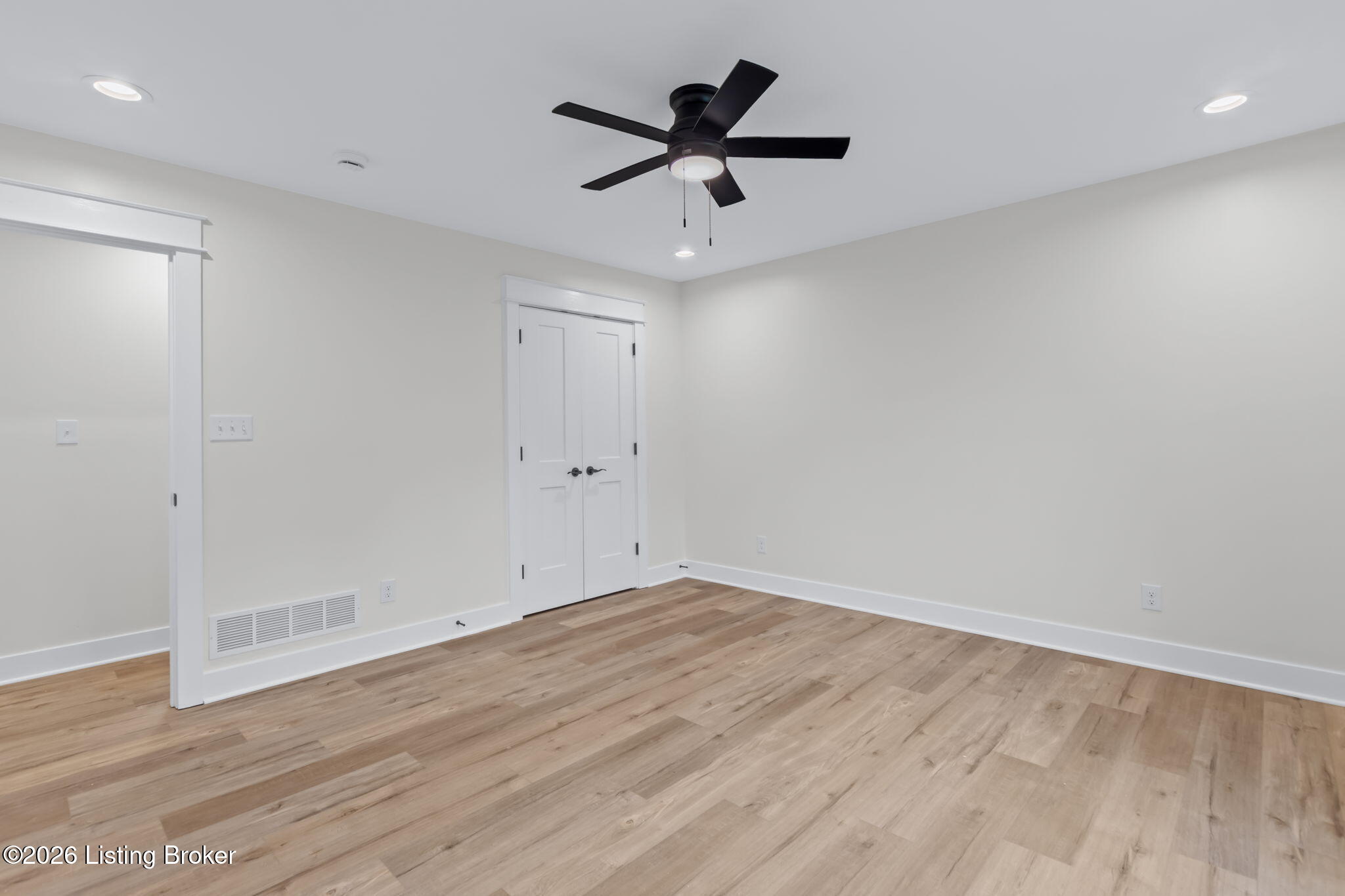 2125 Churchdown Ln Property Photo 25