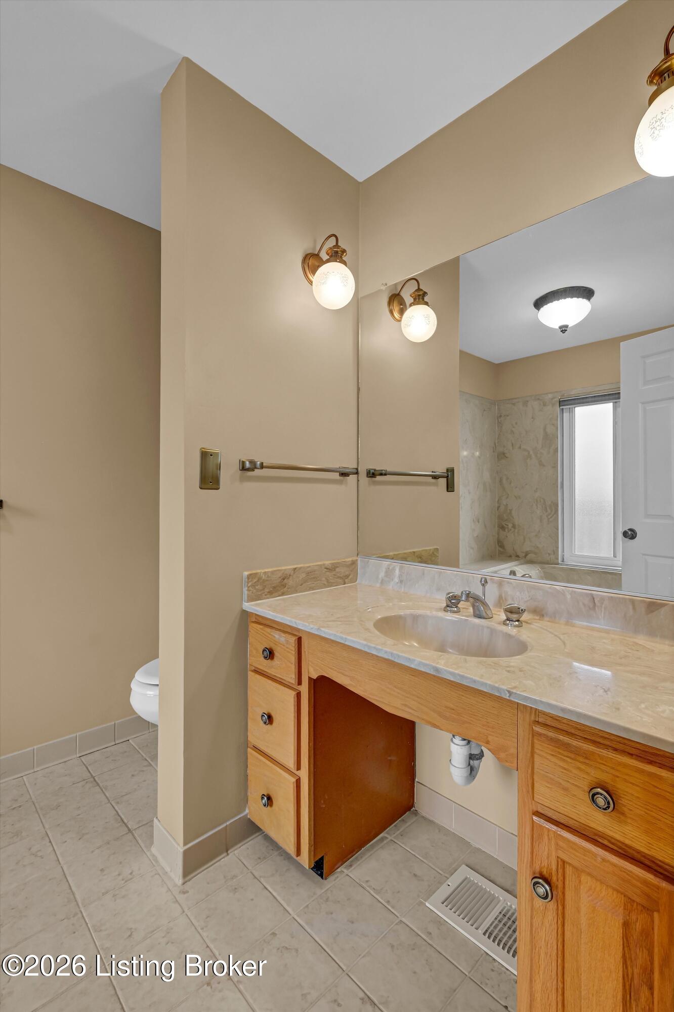 107 Shelby Pointe Dr Property Photo 21