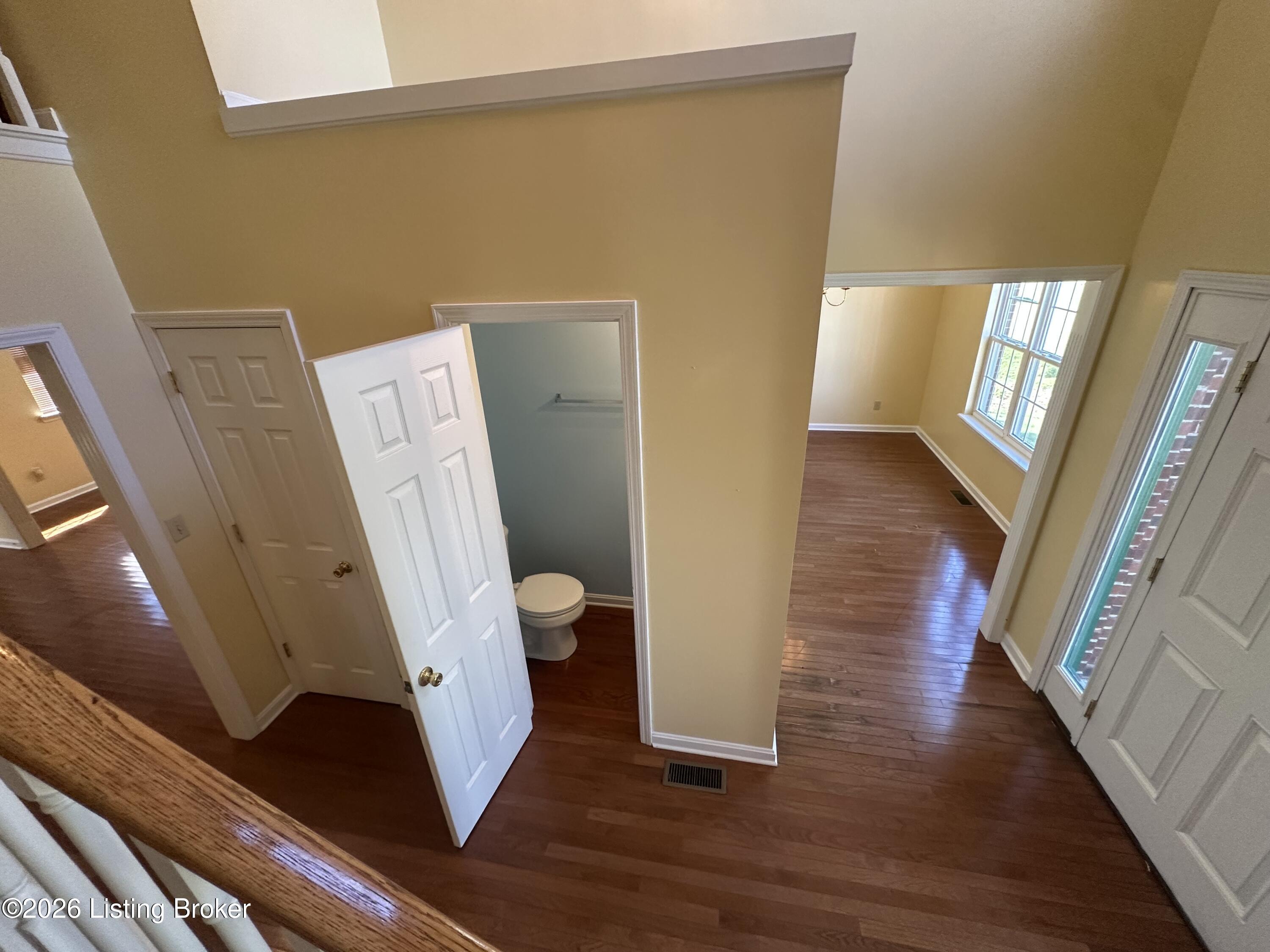 100 E Court Dr Property Photo 28