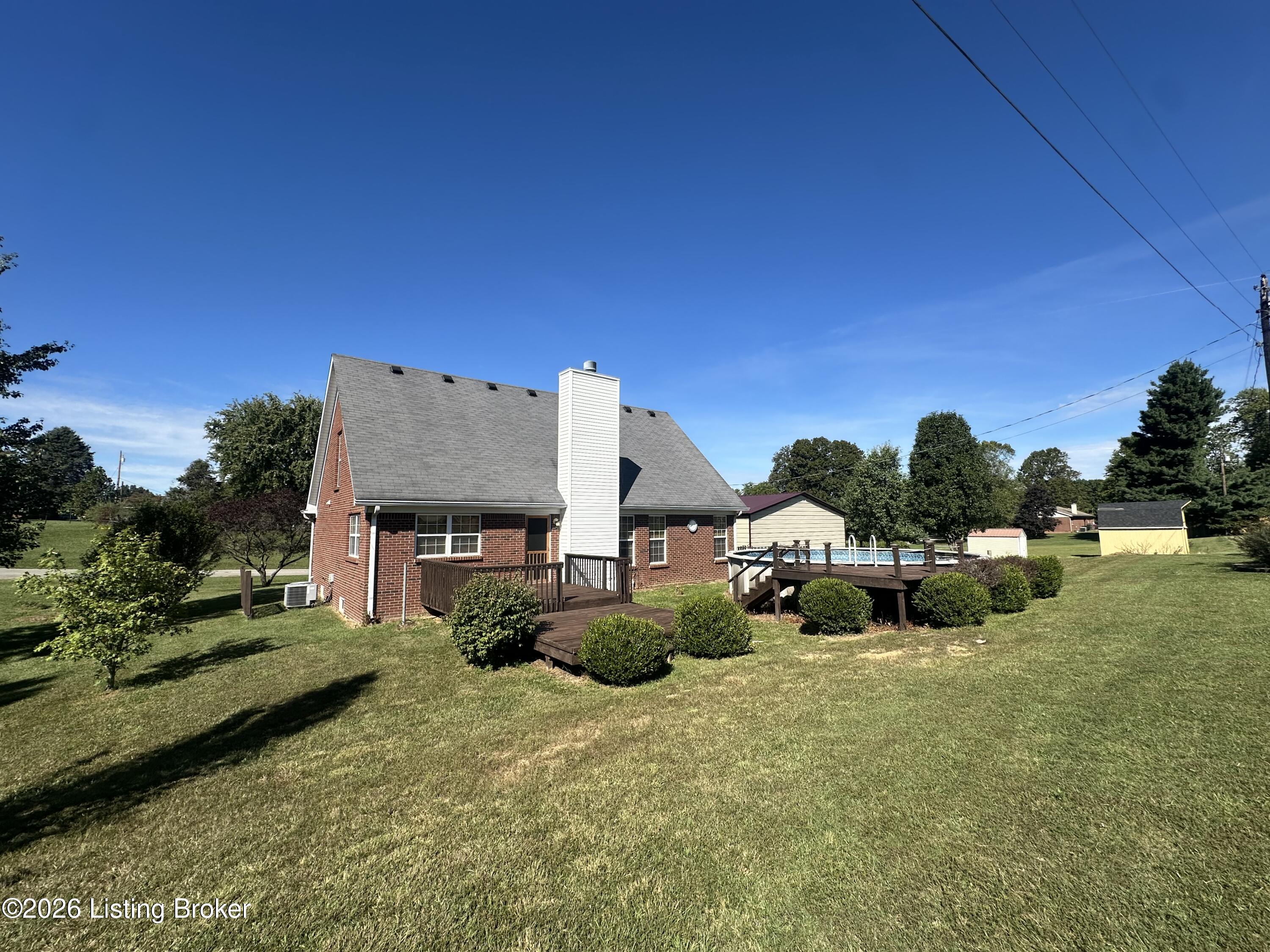 100 E Court Dr Property Photo 48