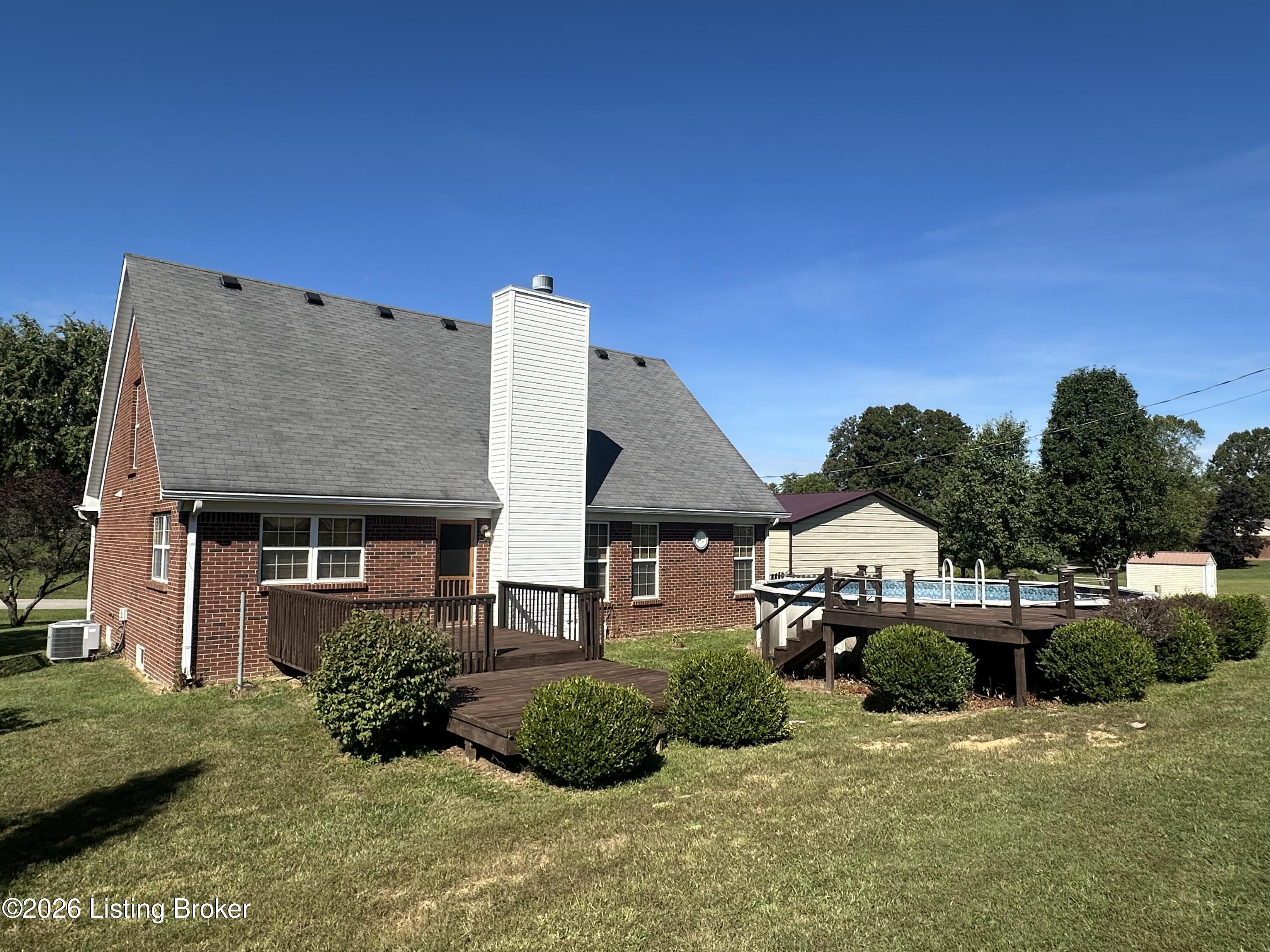 100 E Court Dr Property Photo 49