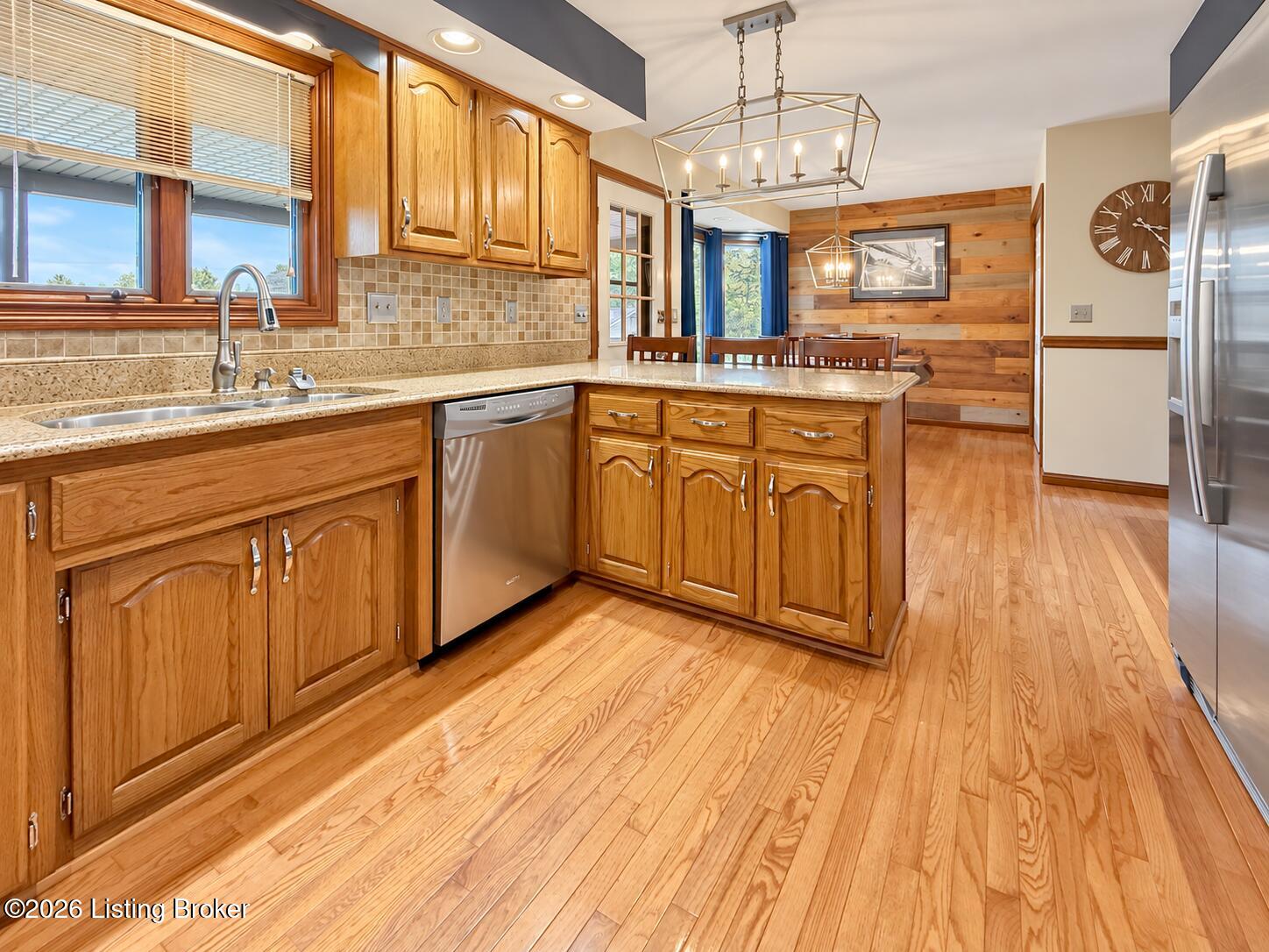 307 Laverne Ct Property Photo 15